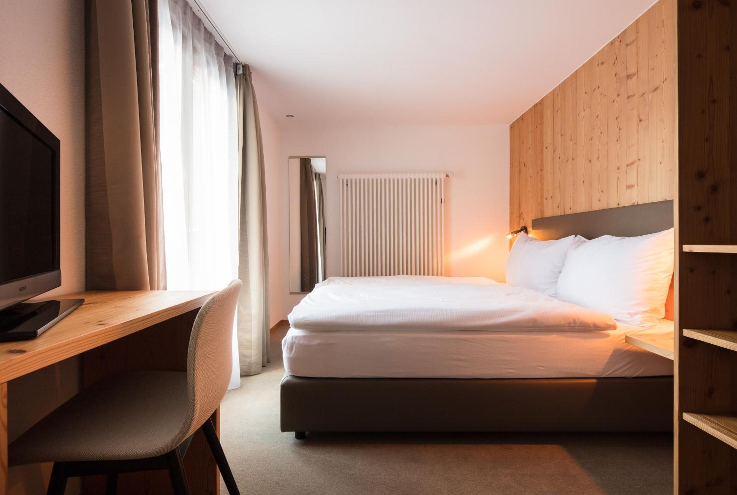 Available room