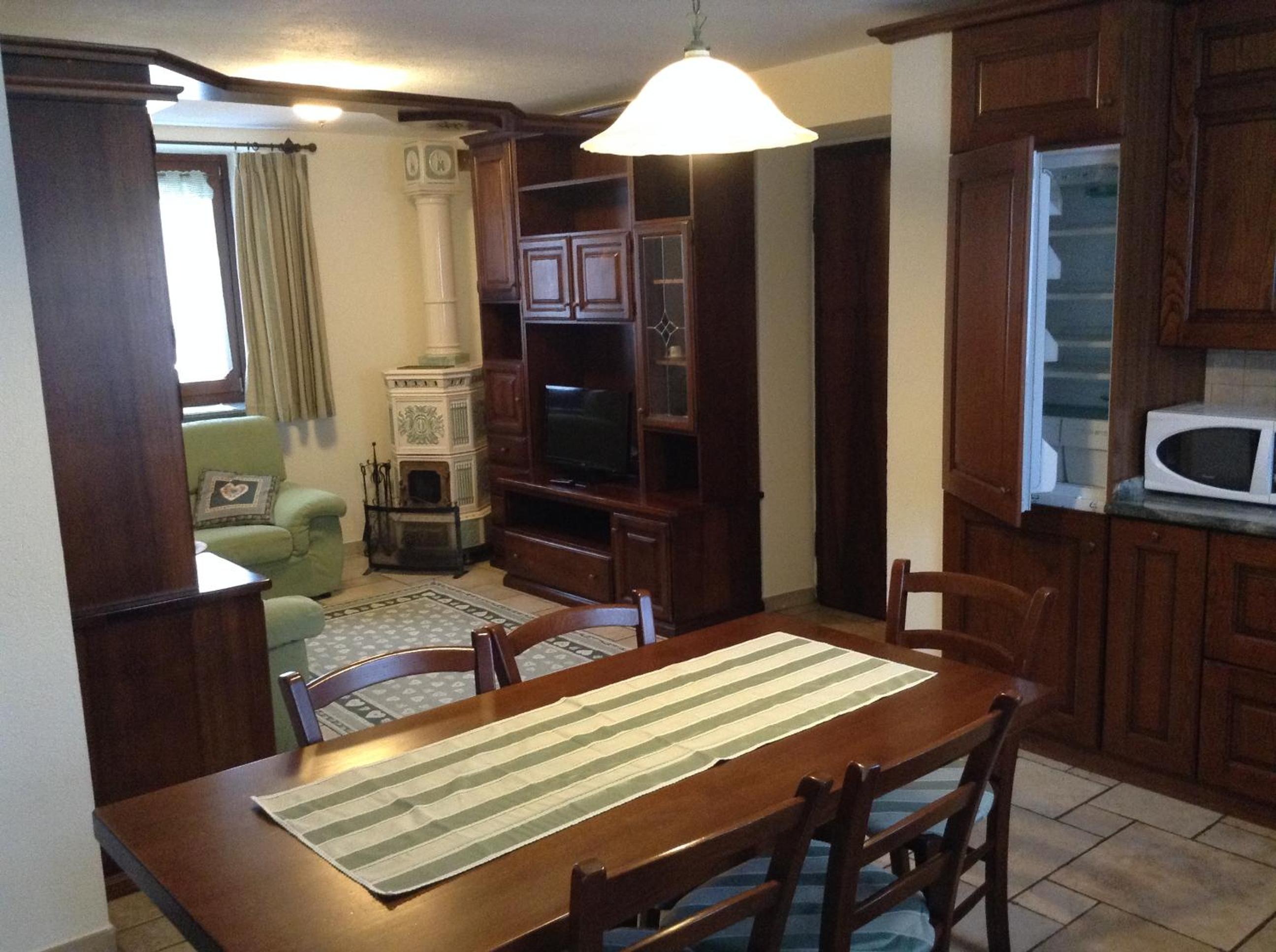 Two-Bedroom Apartment  - Separate Building photo 2