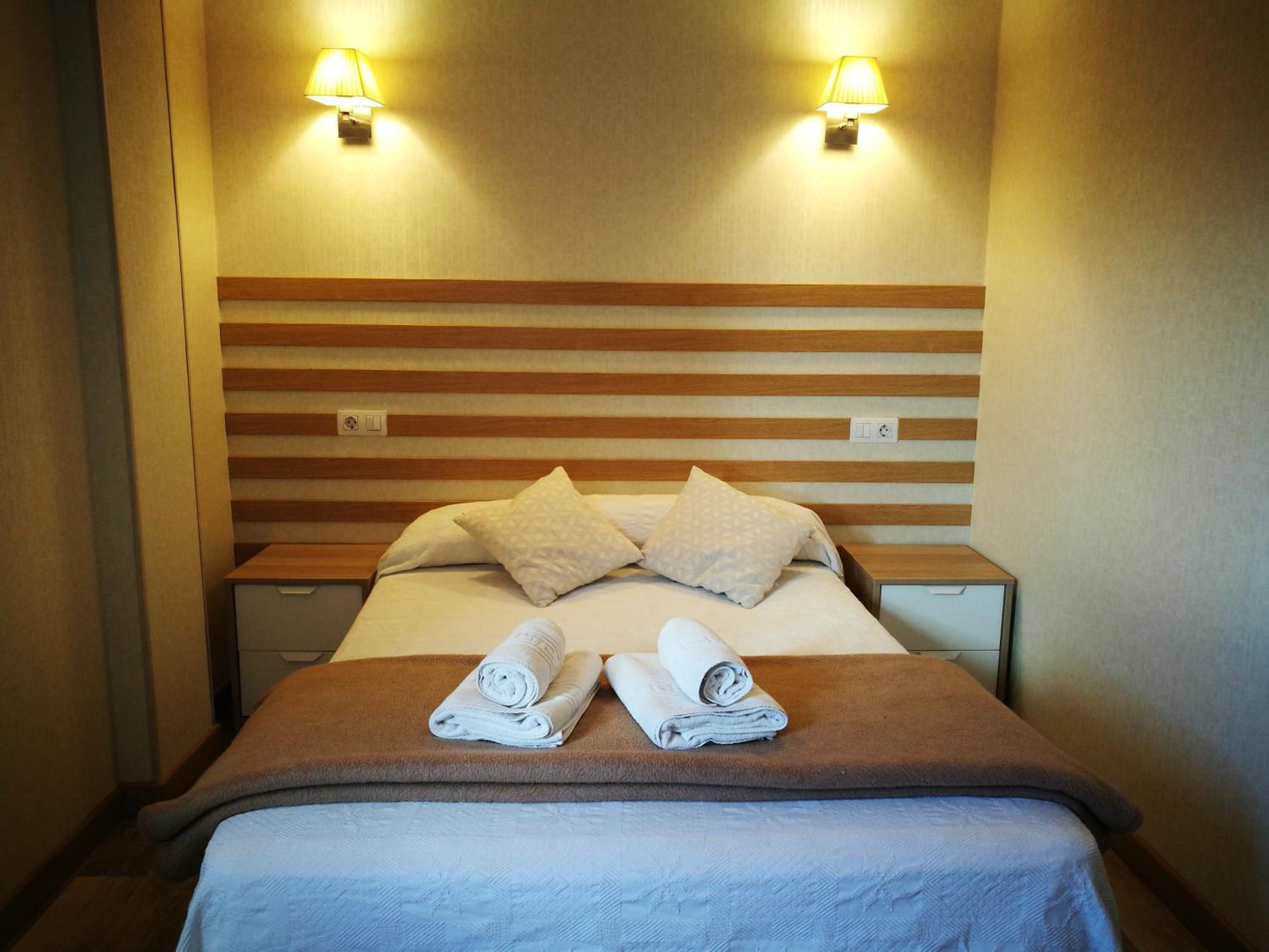 Double Room - Photo 3