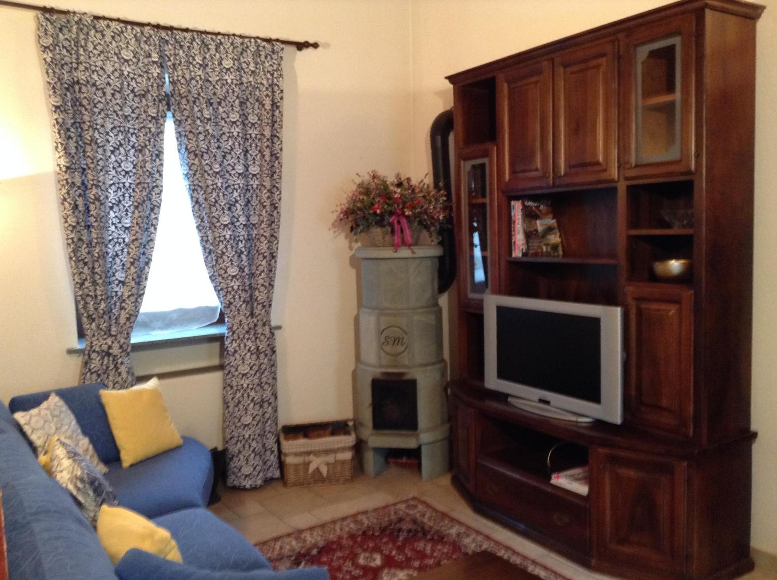 Three-Bedroom Apartment - Separate Building photo 1
