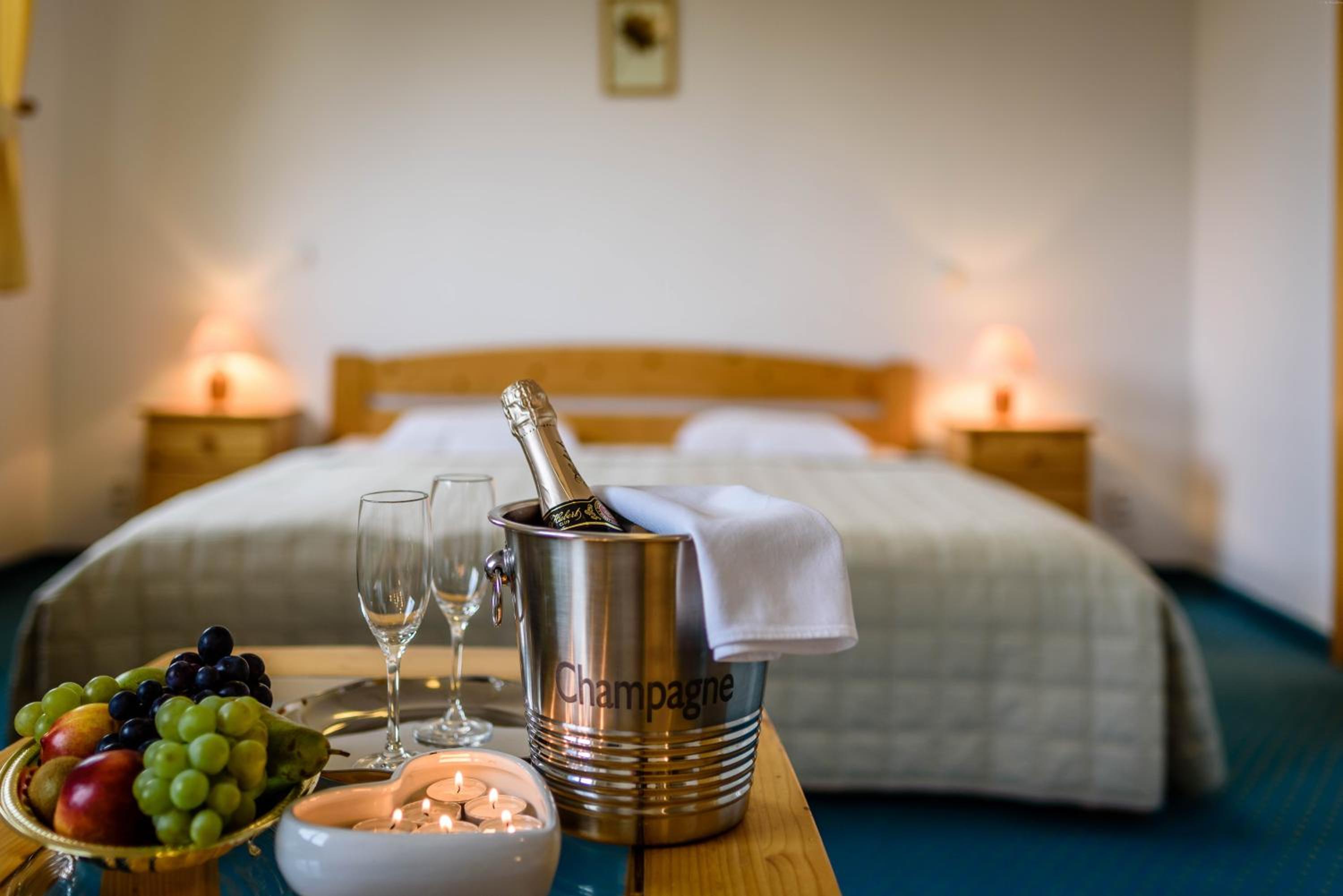 Suite with Wellness Access - Photo 2