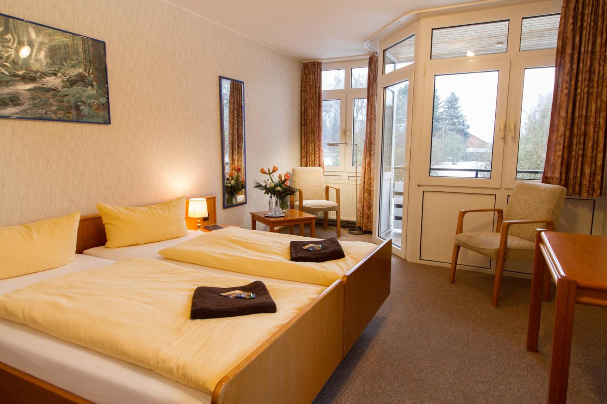 Double or Twin Room photo 2