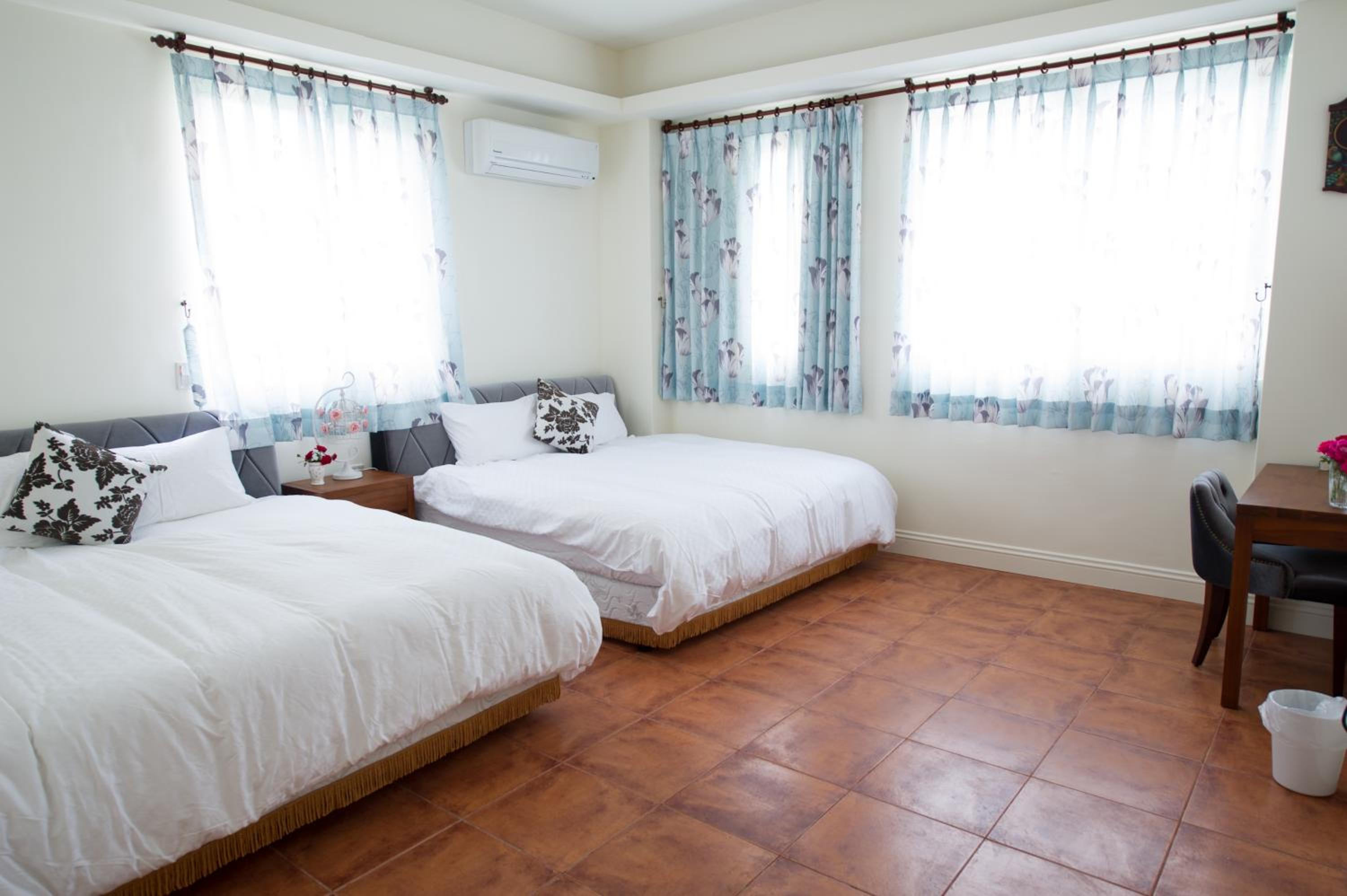 Standard Quadruple Room photo 2