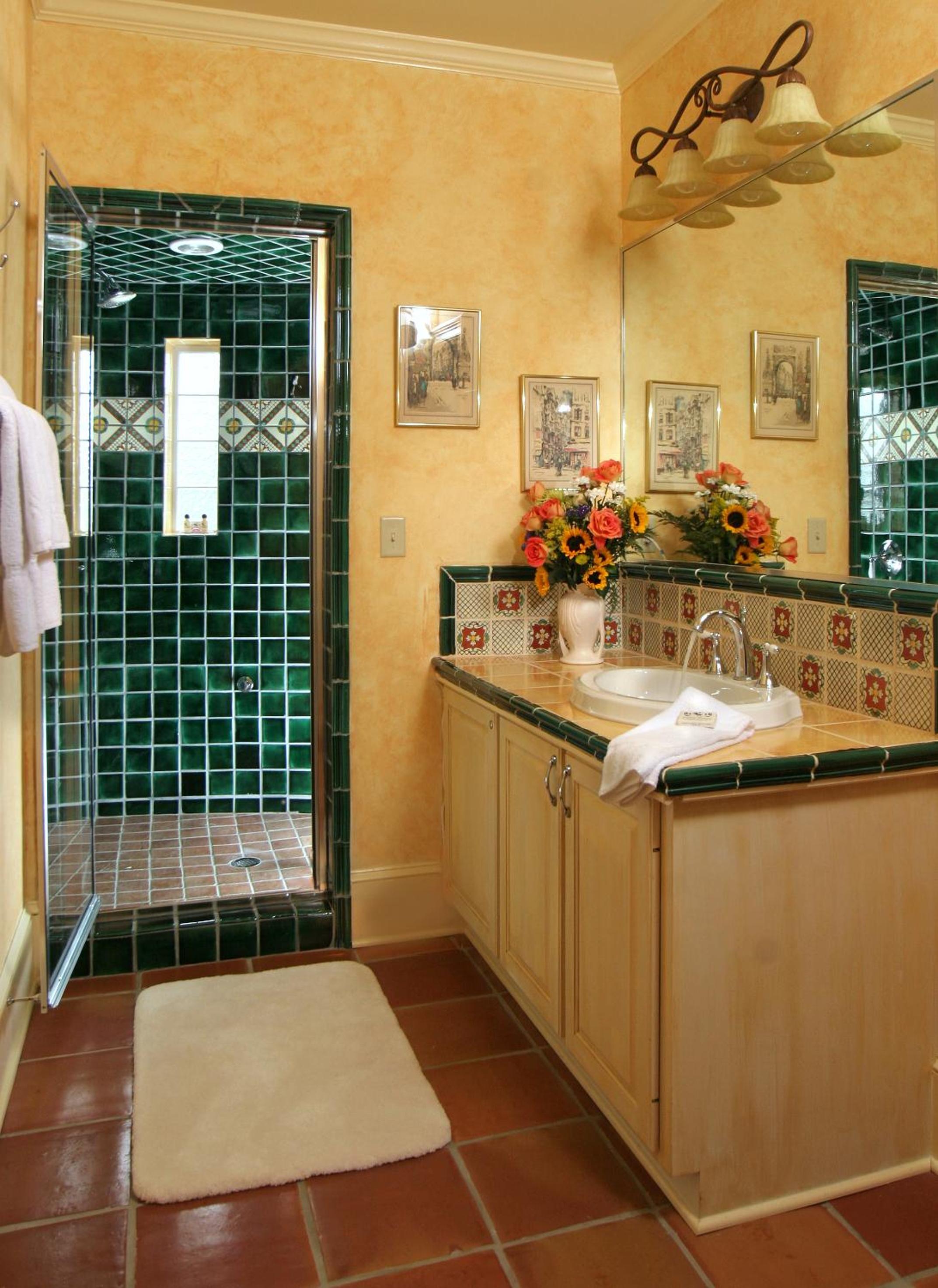 King Suite (Larousse) photo 3