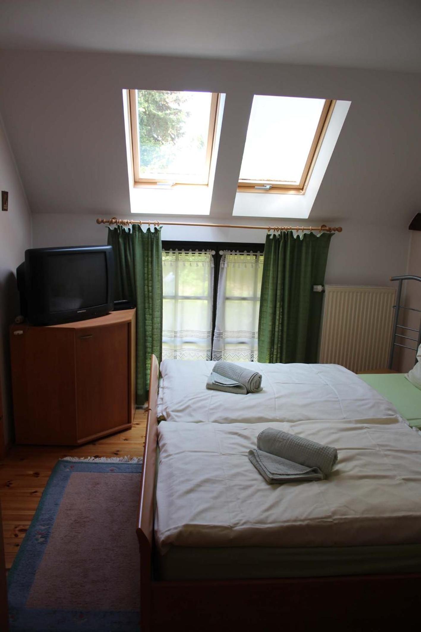 Standard Twin Room photo 1