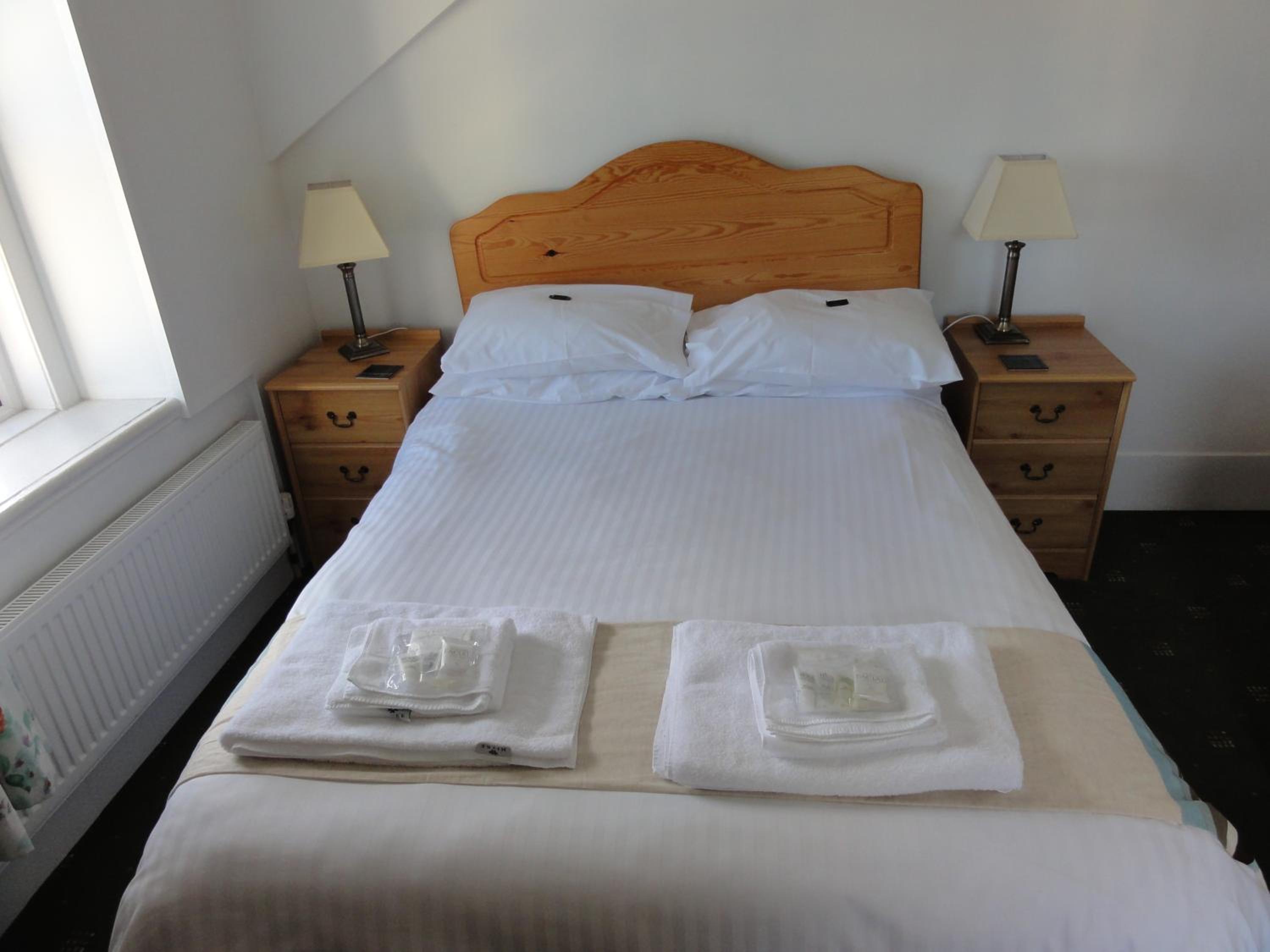 Double Room with Bath photo 2