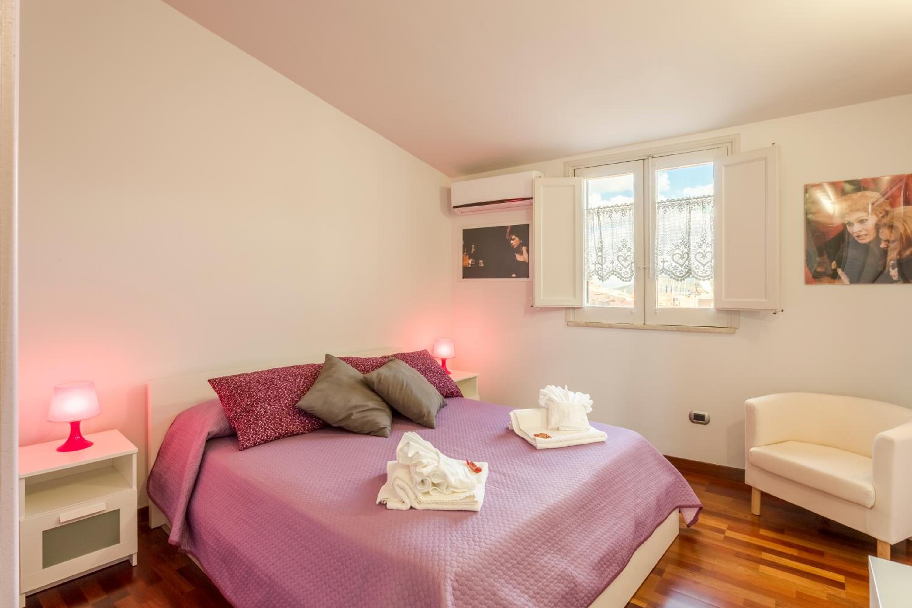 Apartment photo 1