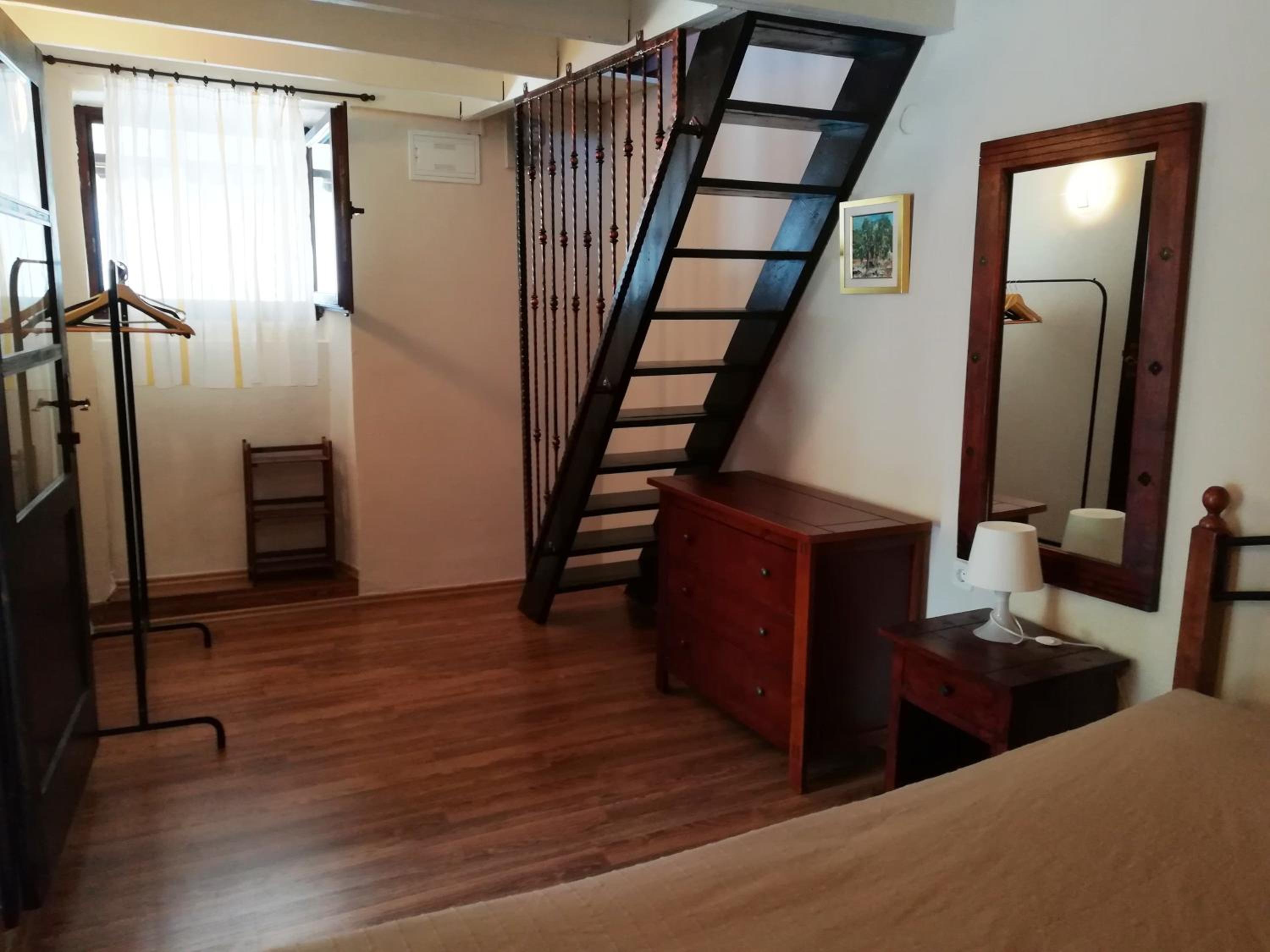 Apartment photo 2