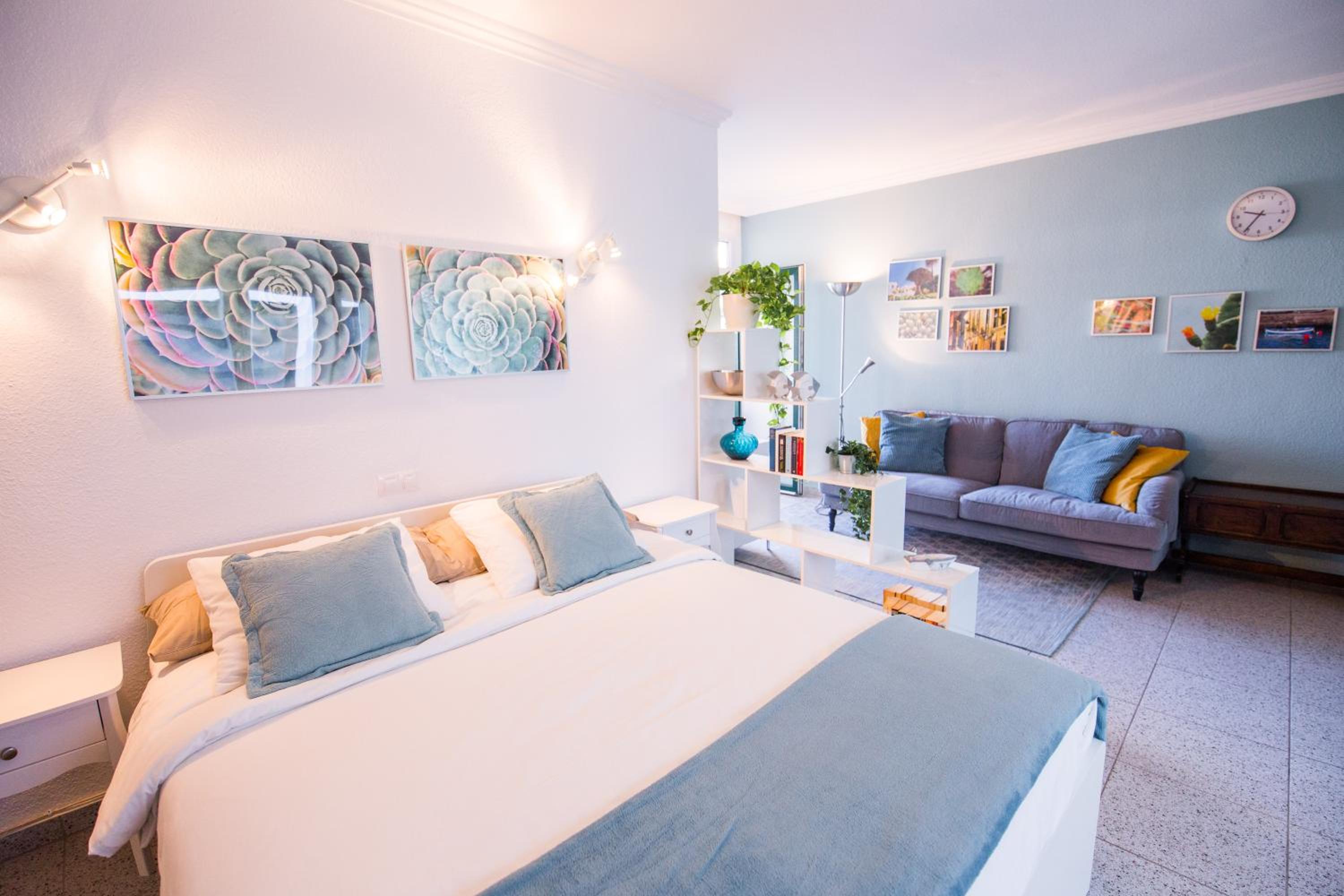 Apartamento con Balcón