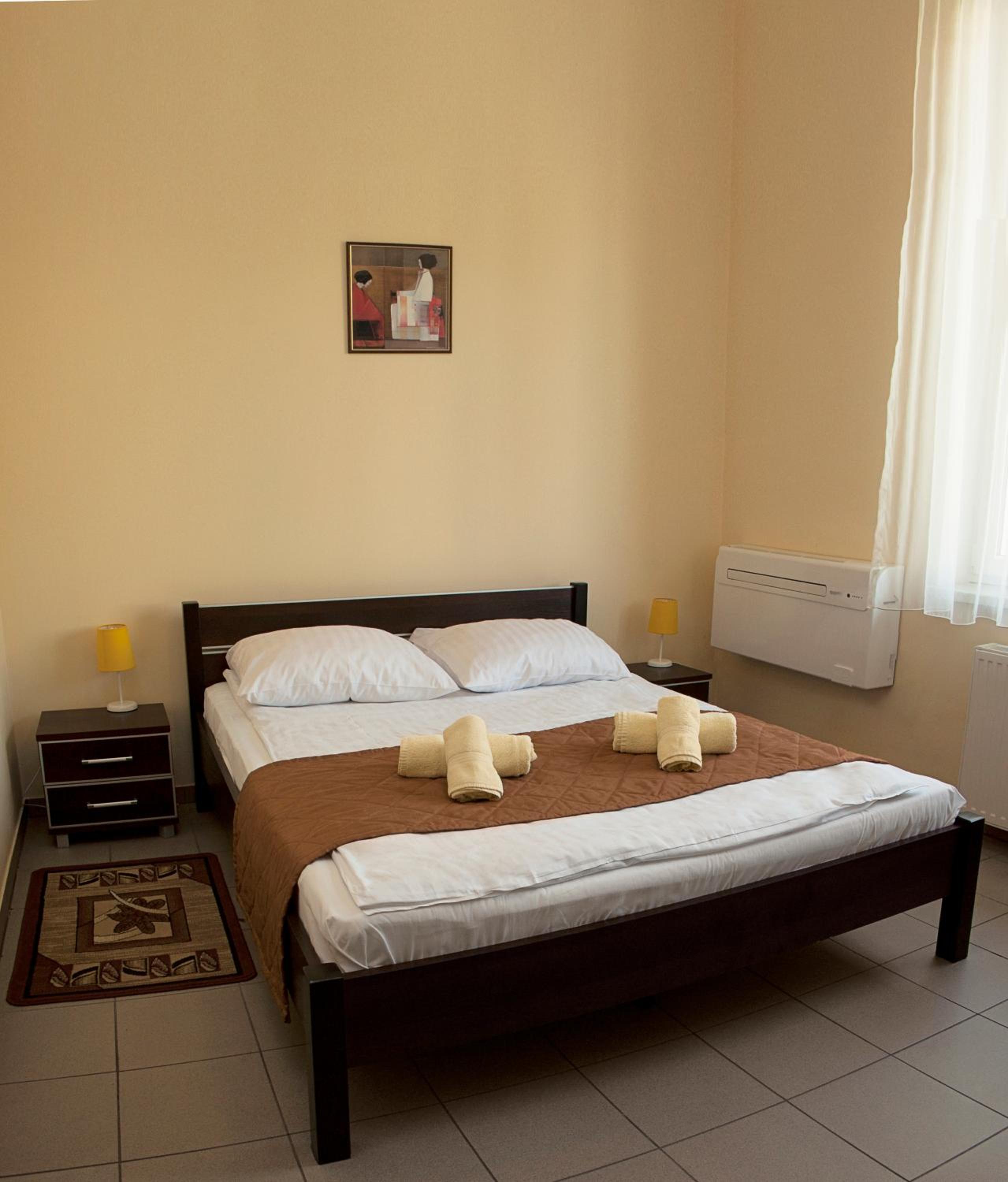 Standard King Room
