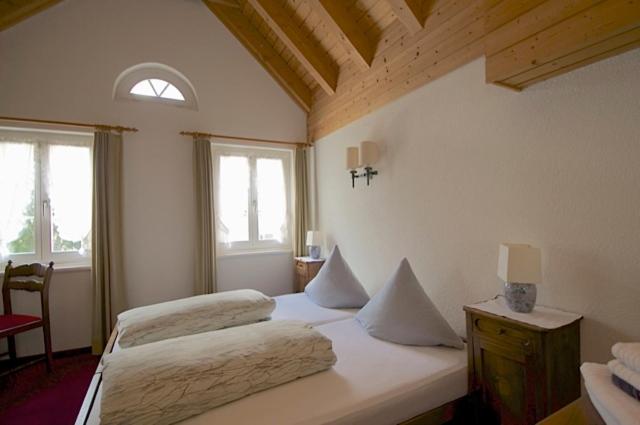 Double Room with Shared Bathroom photo 1