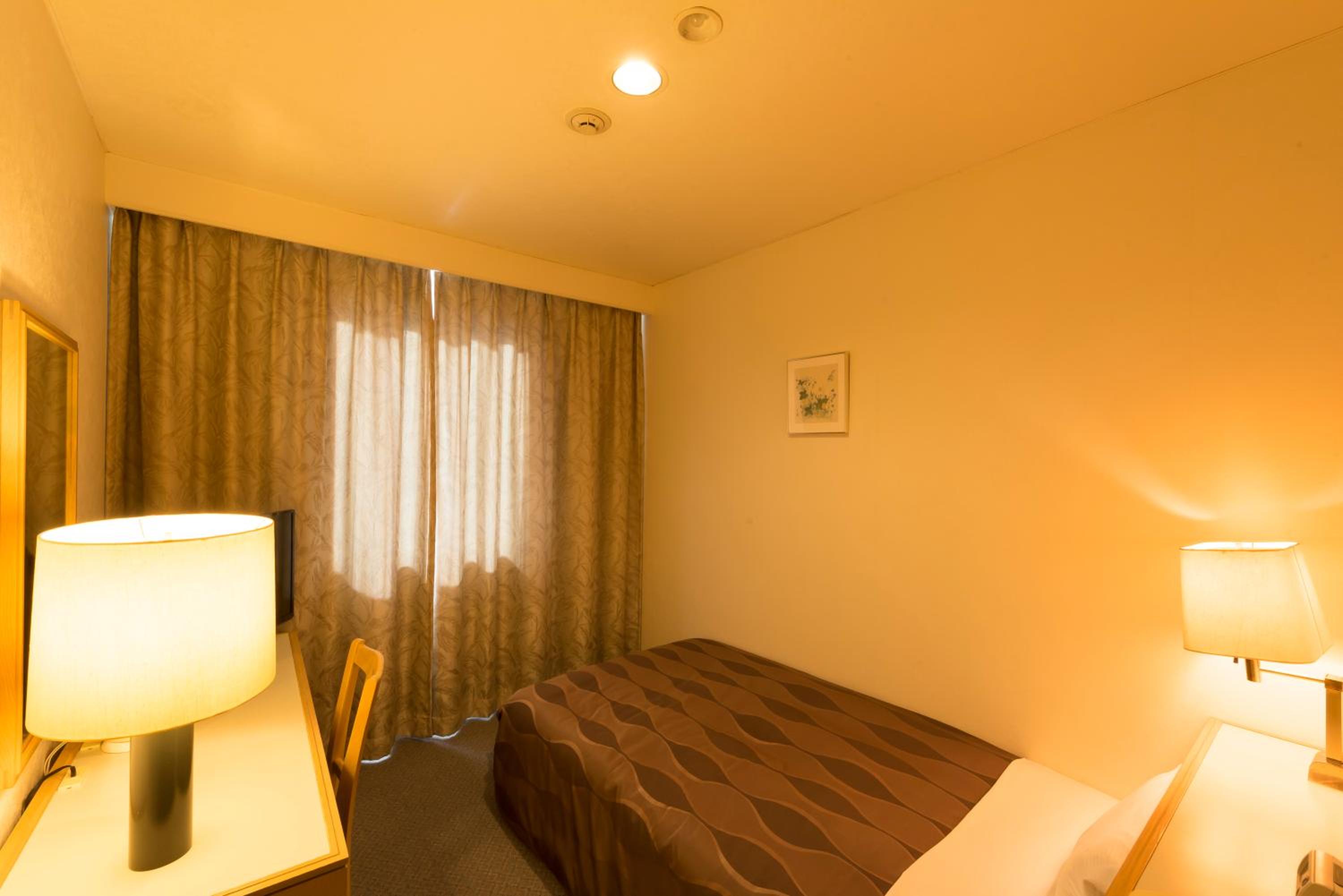 Single Room - Non-Smoking - Photo 4