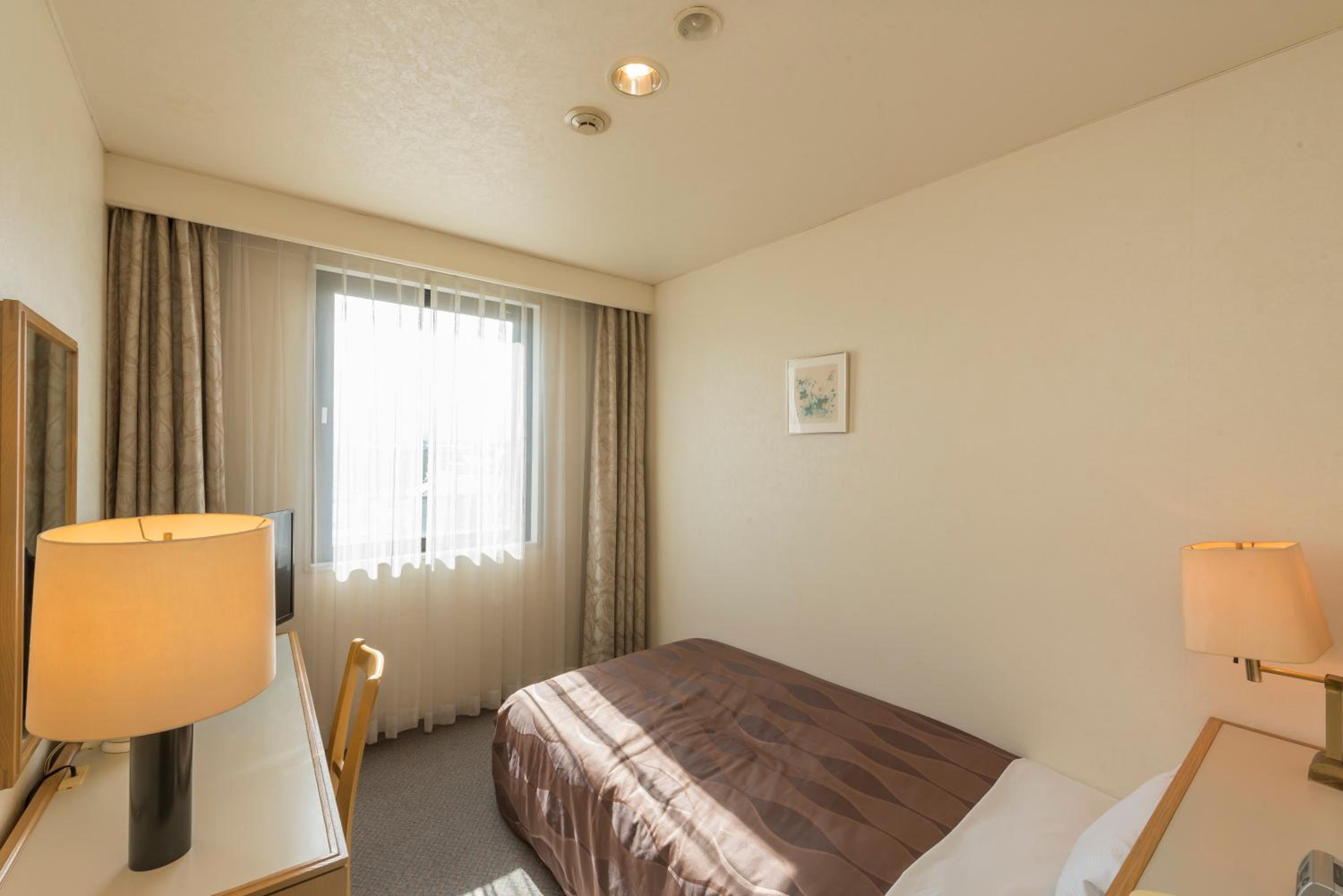 Single Room - Non-Smoking - Photo 1