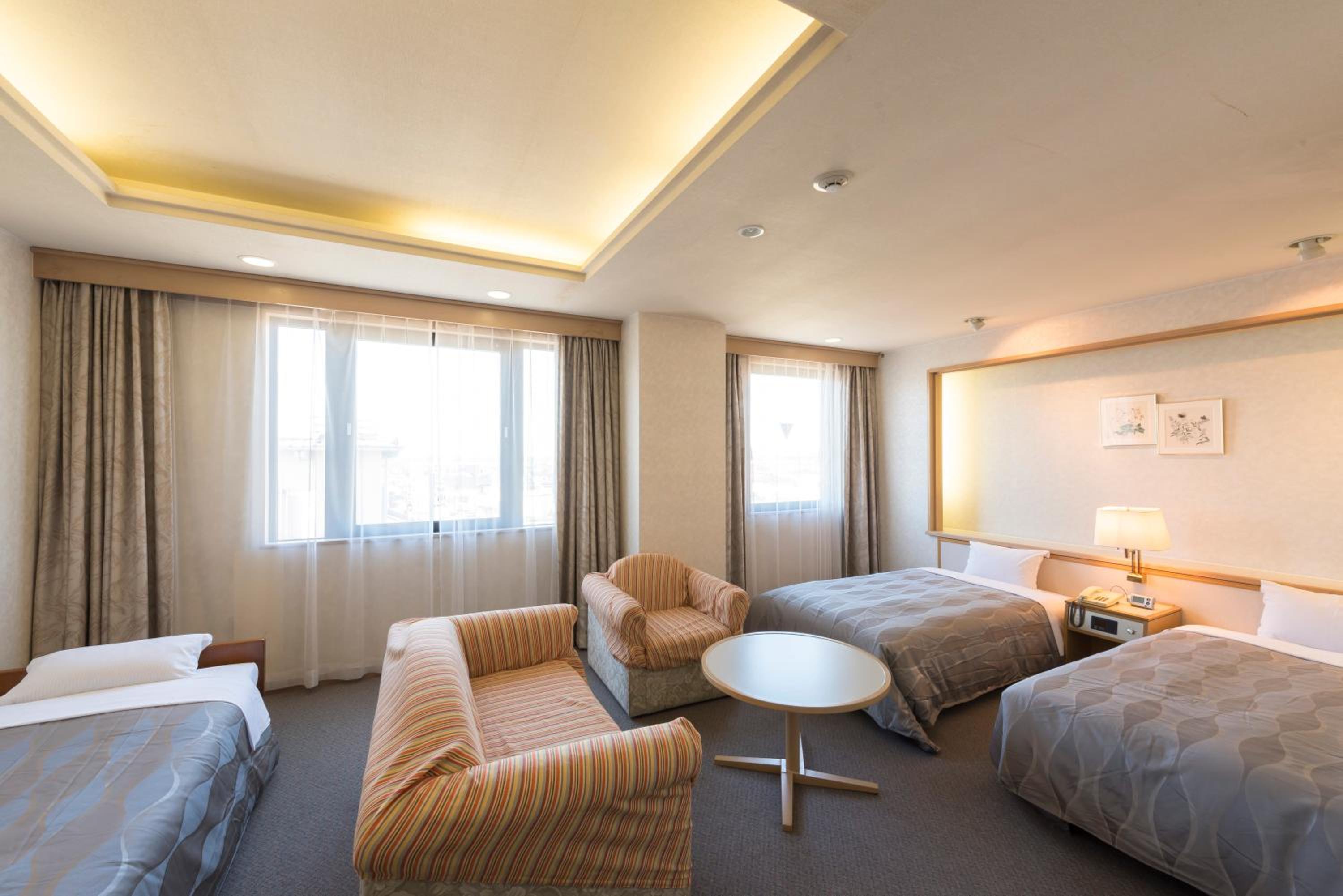 Deluxe Twin Room - Smoking - Photo 4