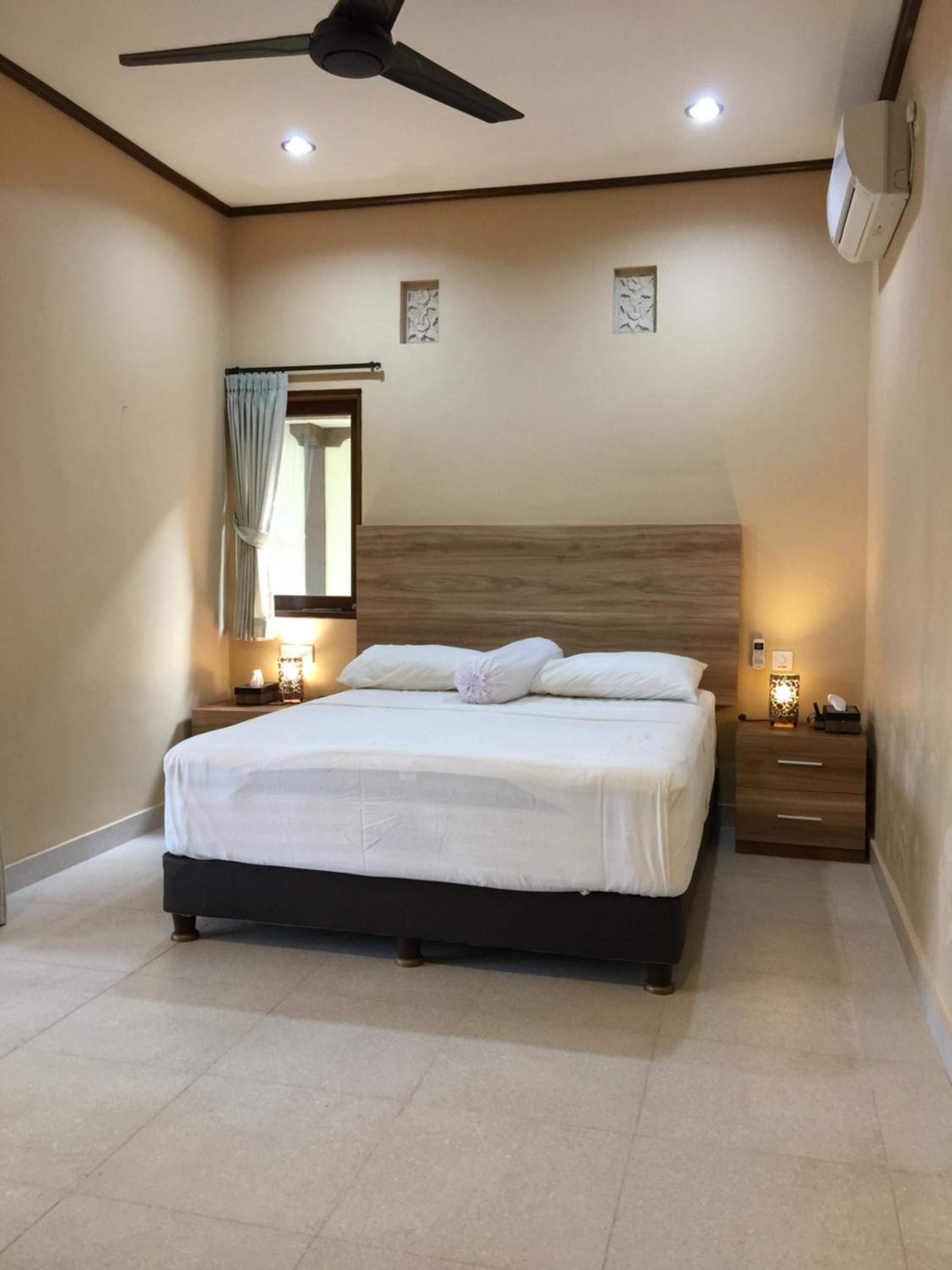 Standard Two-Bedroom Villa - Photo 9