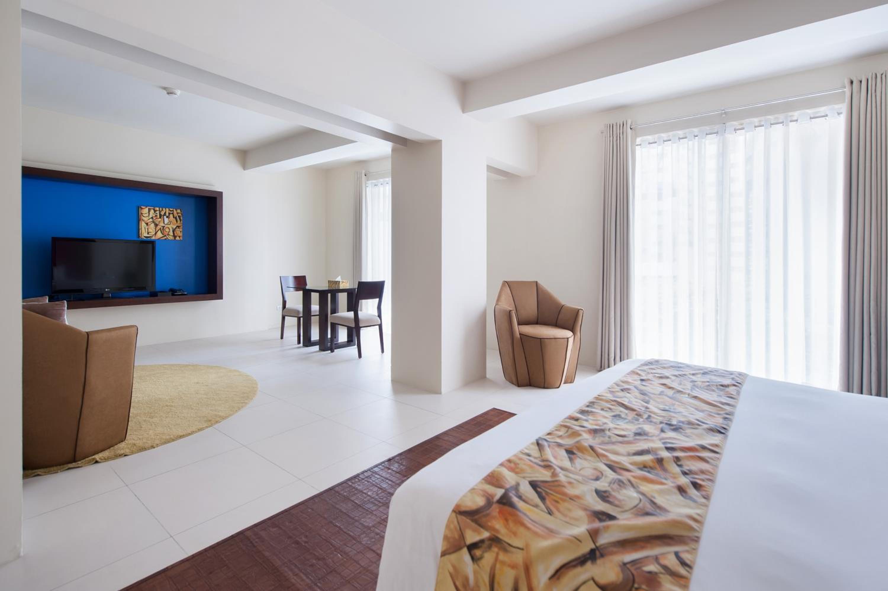 Andalusia Junior Suite - Photo 2