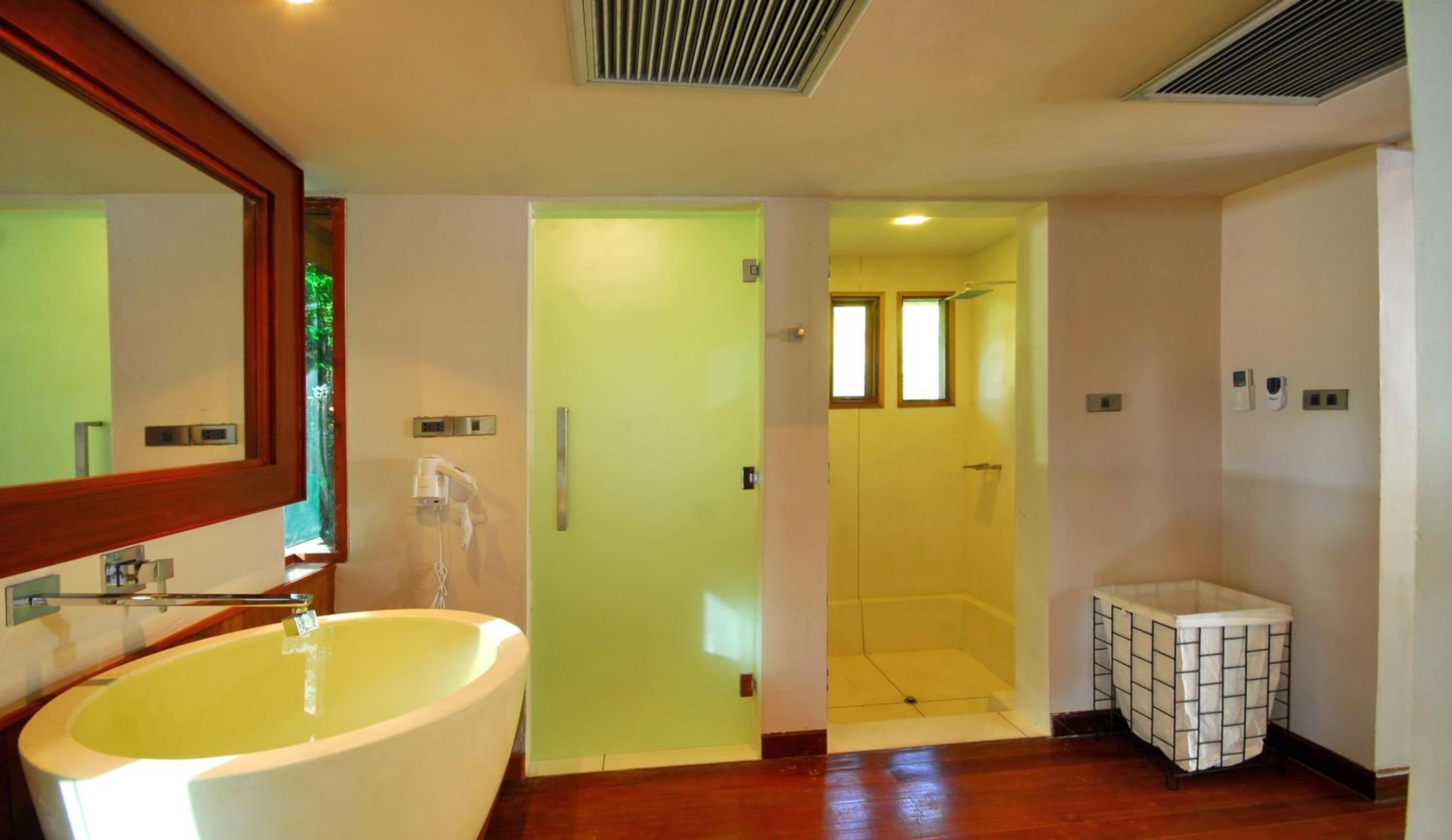 Tropical Pool Villa - Photo 8