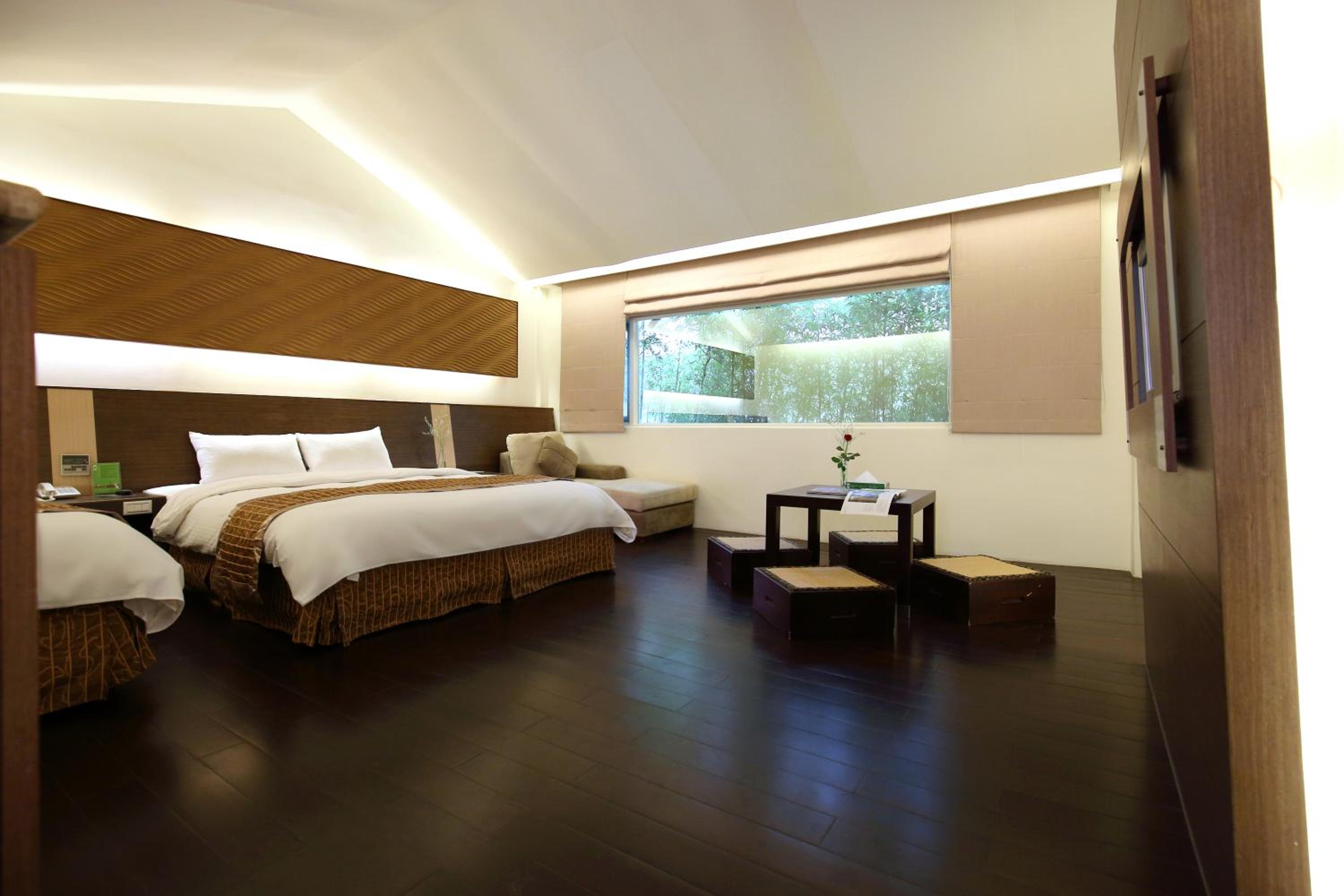 Superior Triple Room photo 3