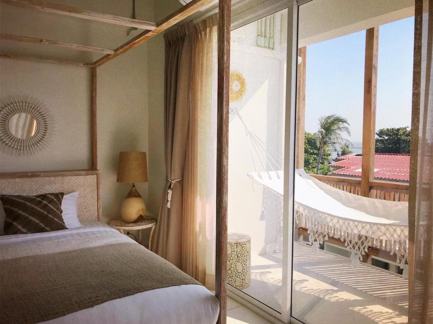 Four-Bedroom House - Photo 3