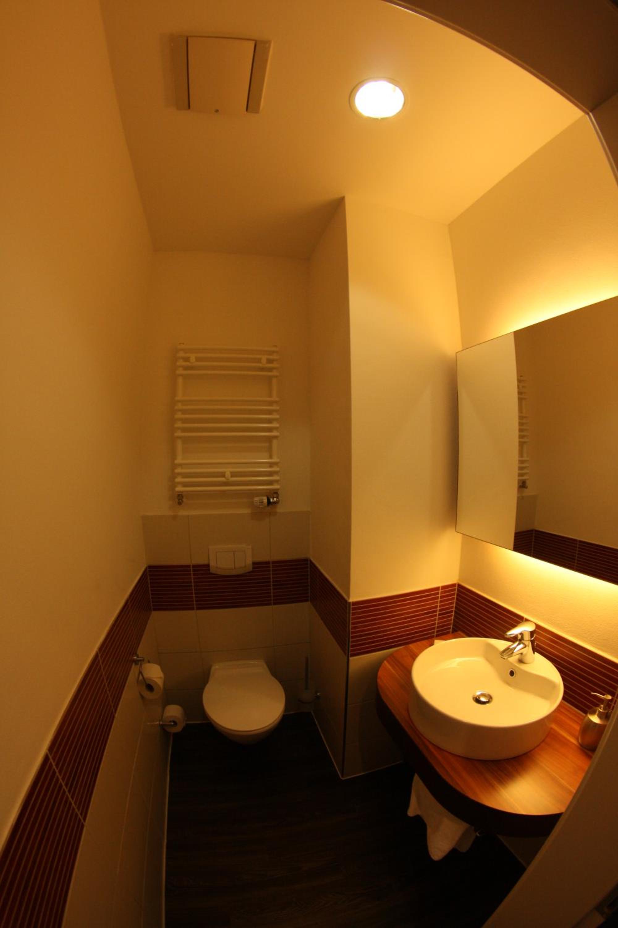 Suite - Photo 5