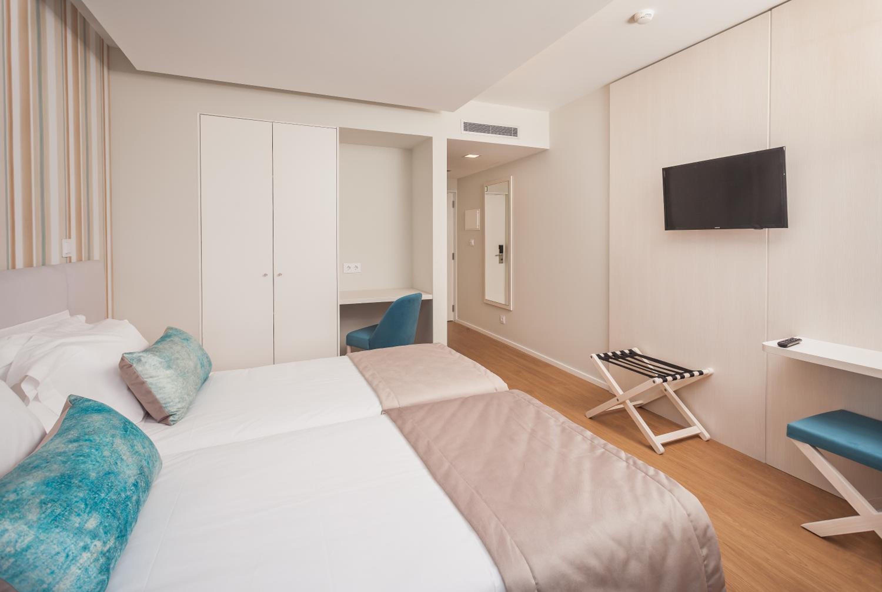 Available room