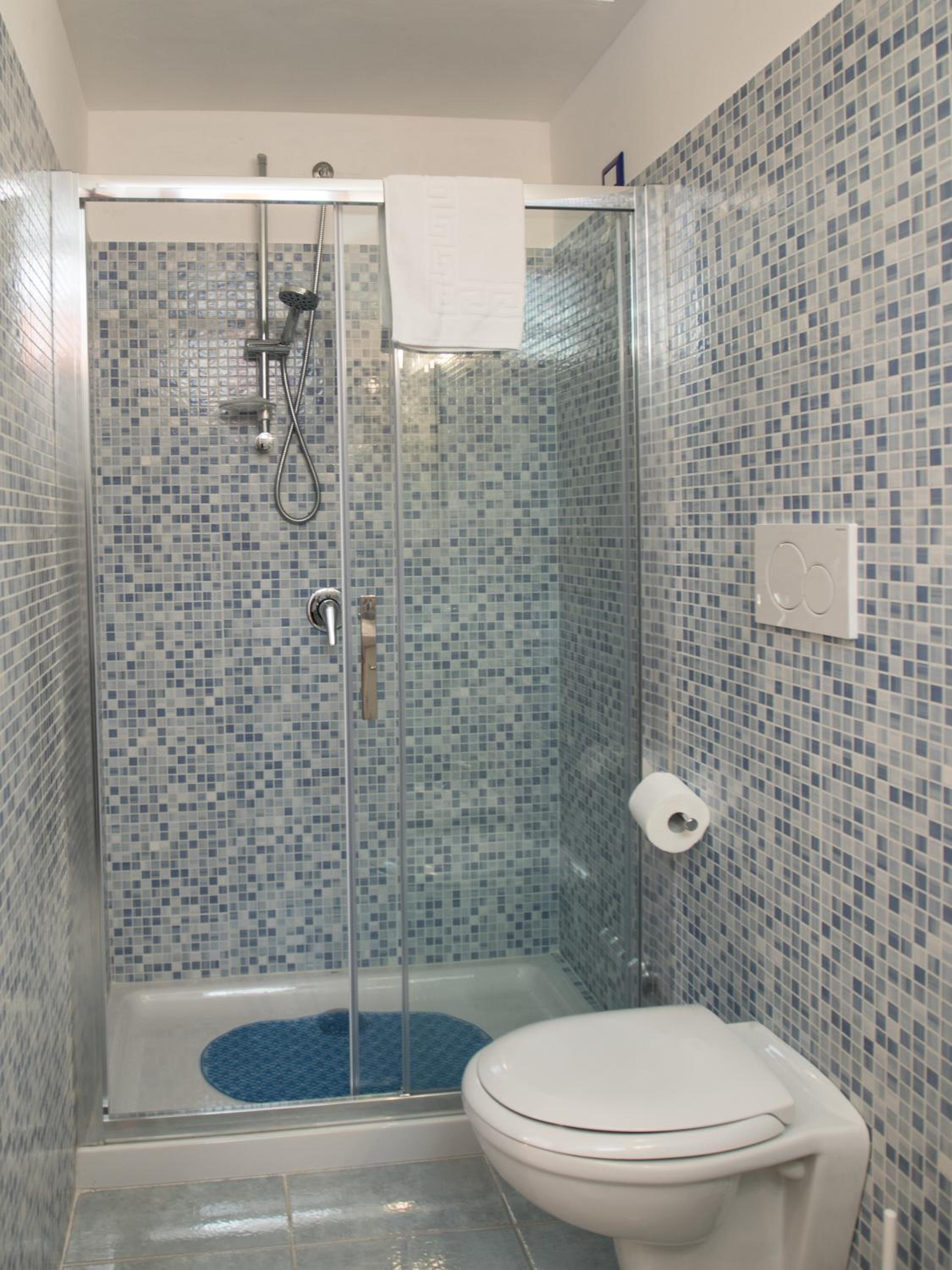 Double Room with Sea View - Photo 7