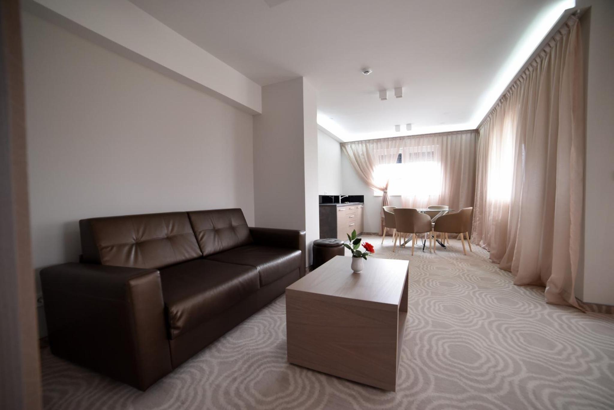 Suite with Balcony photo 2