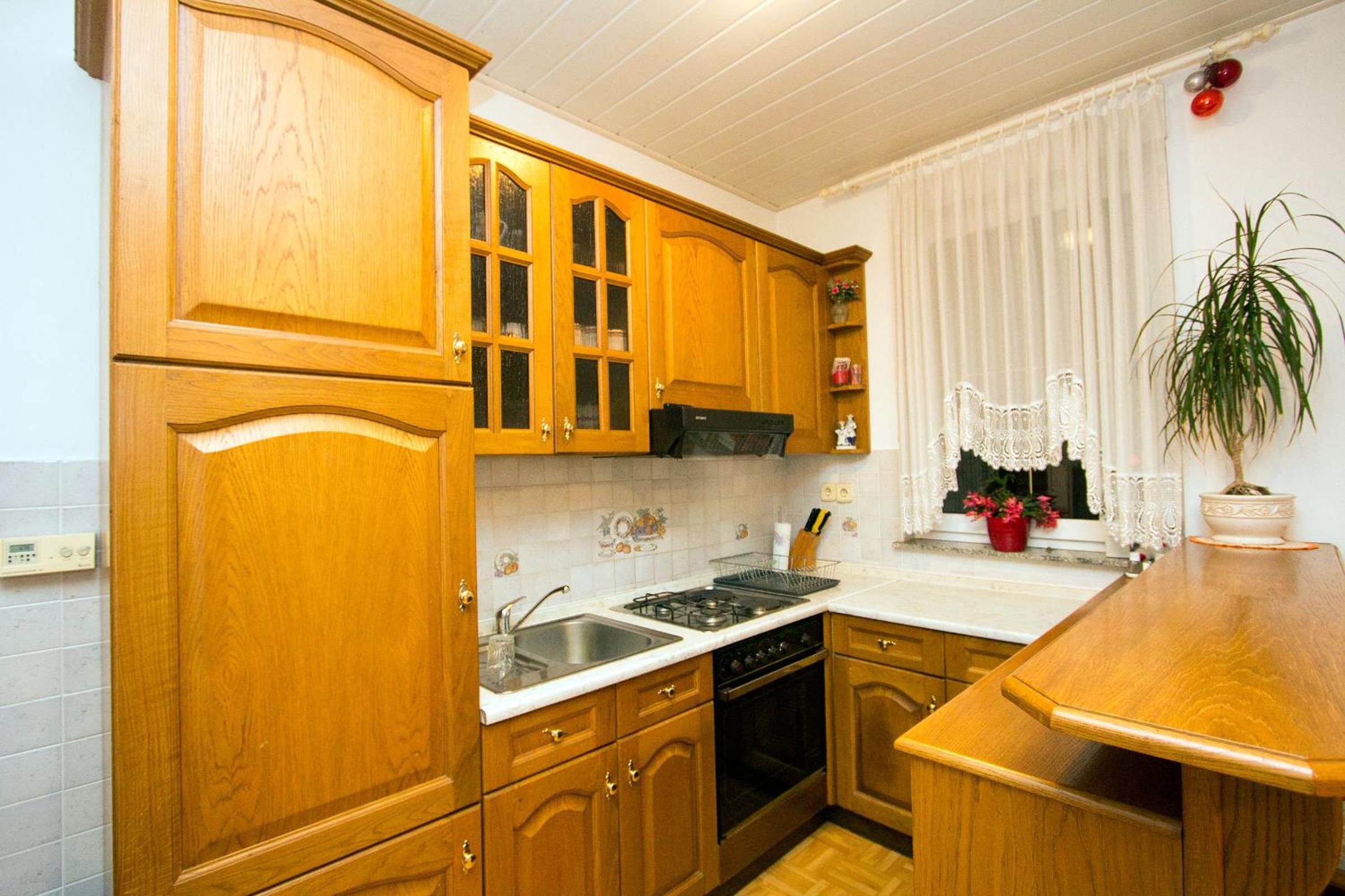 Apartment with Balcony photo 3
