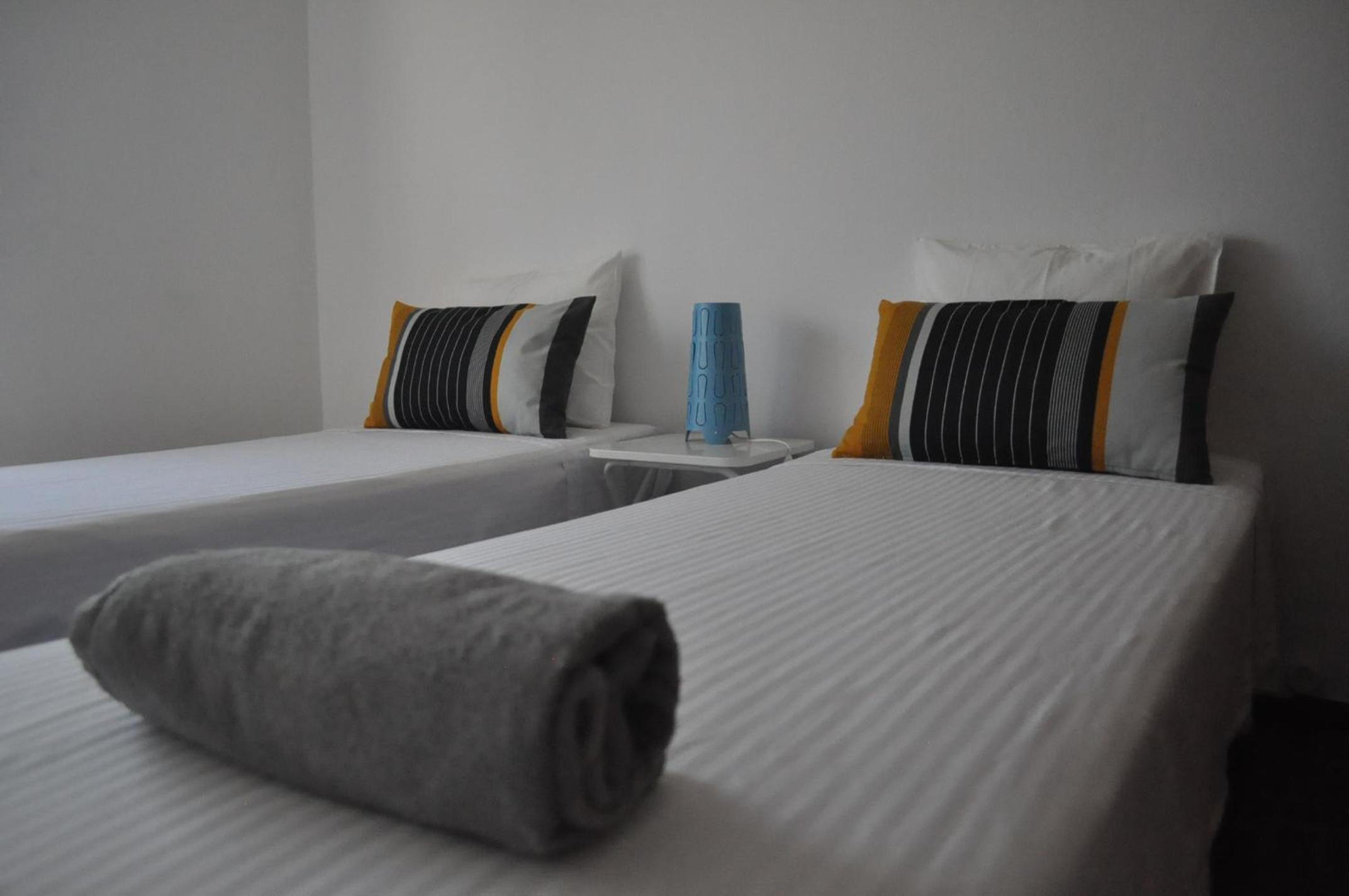 Standard Twin Room - Photo 1