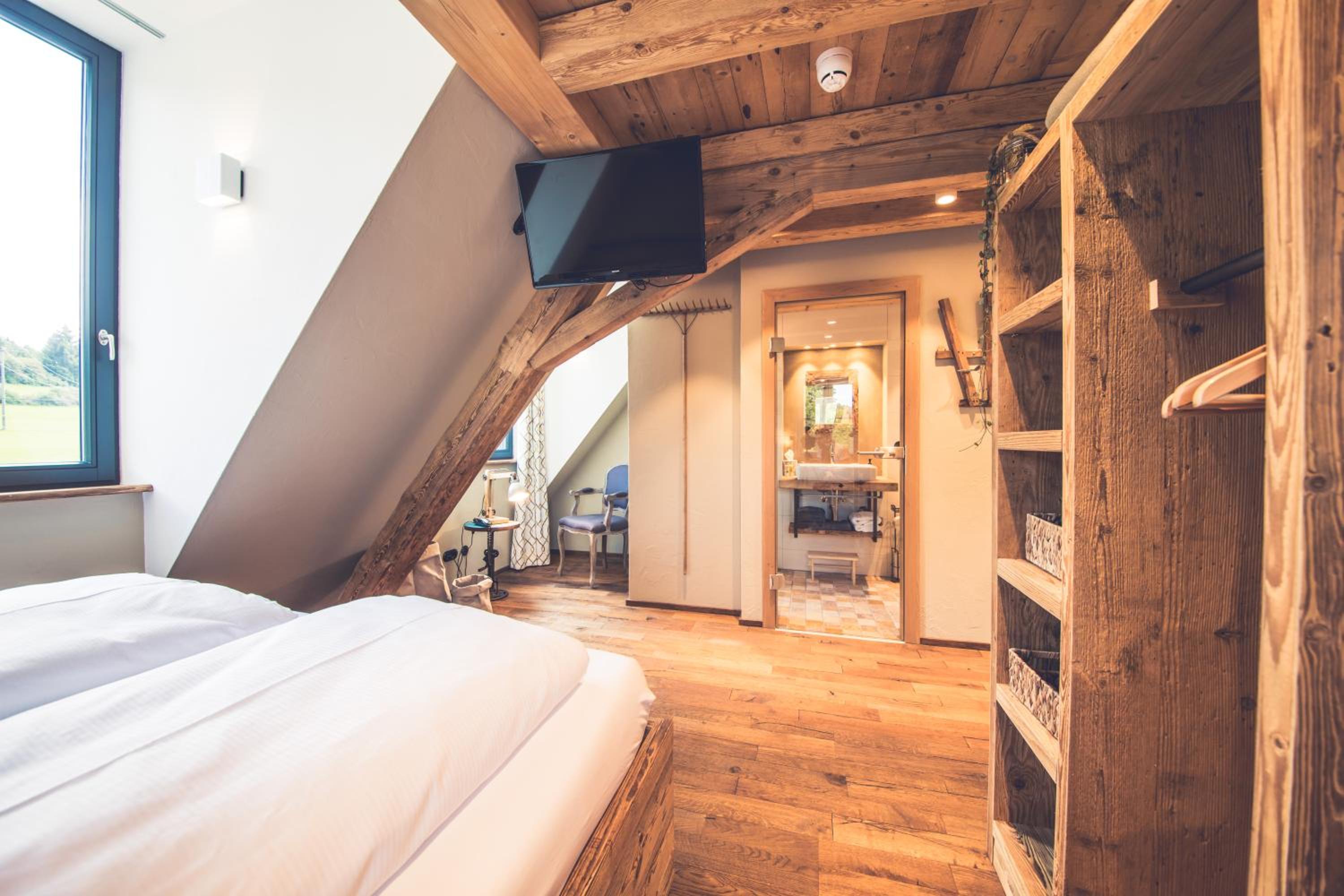 Standard Double Room - Photo 4