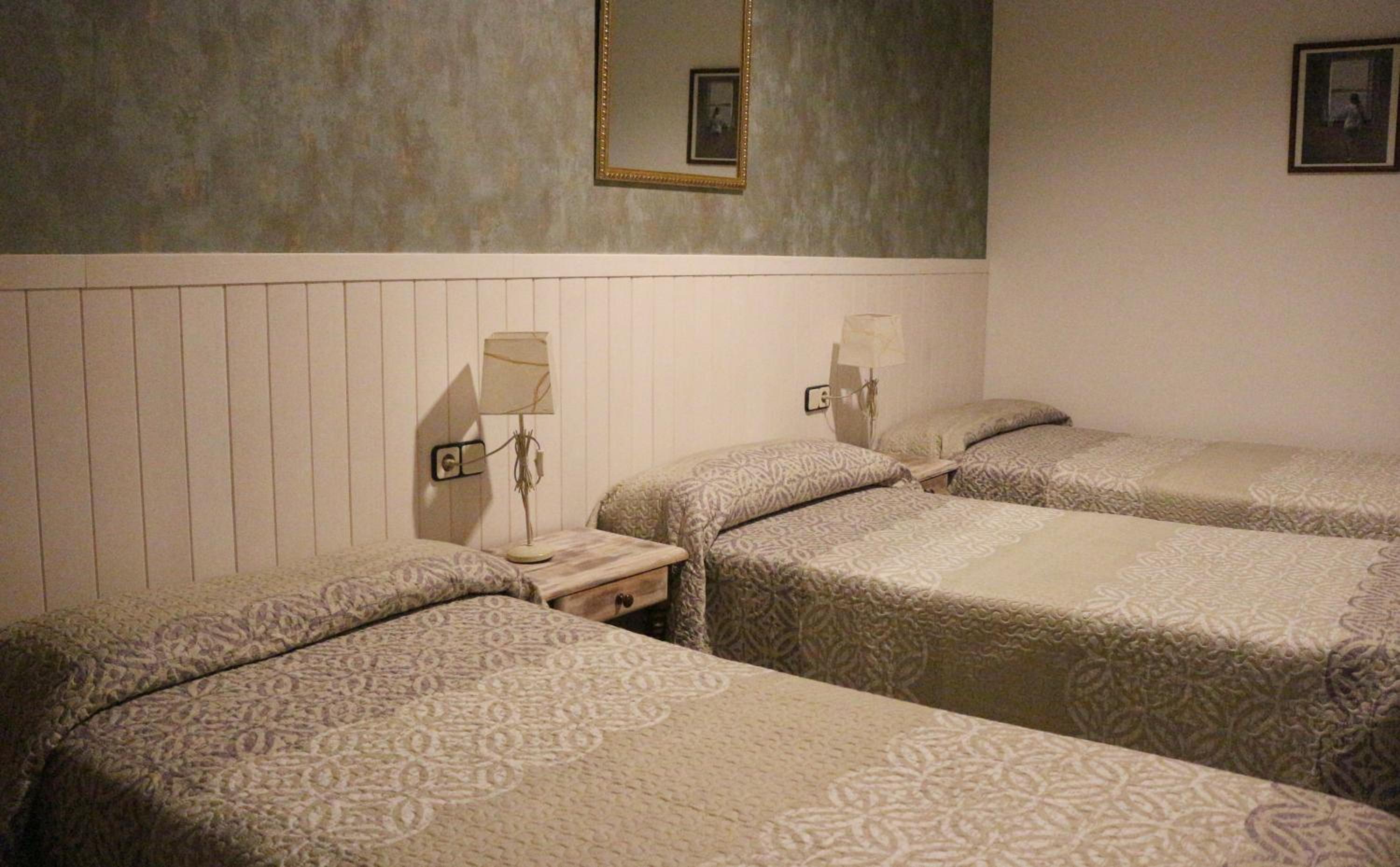 Triple Room - Photo 5