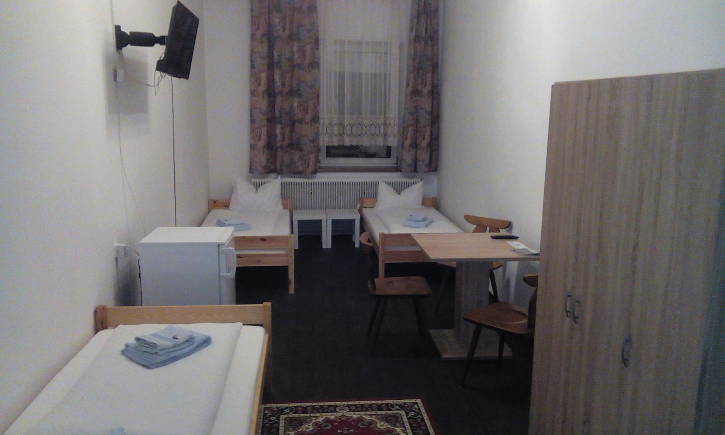 Triple Room with Shared Toilet photo 1