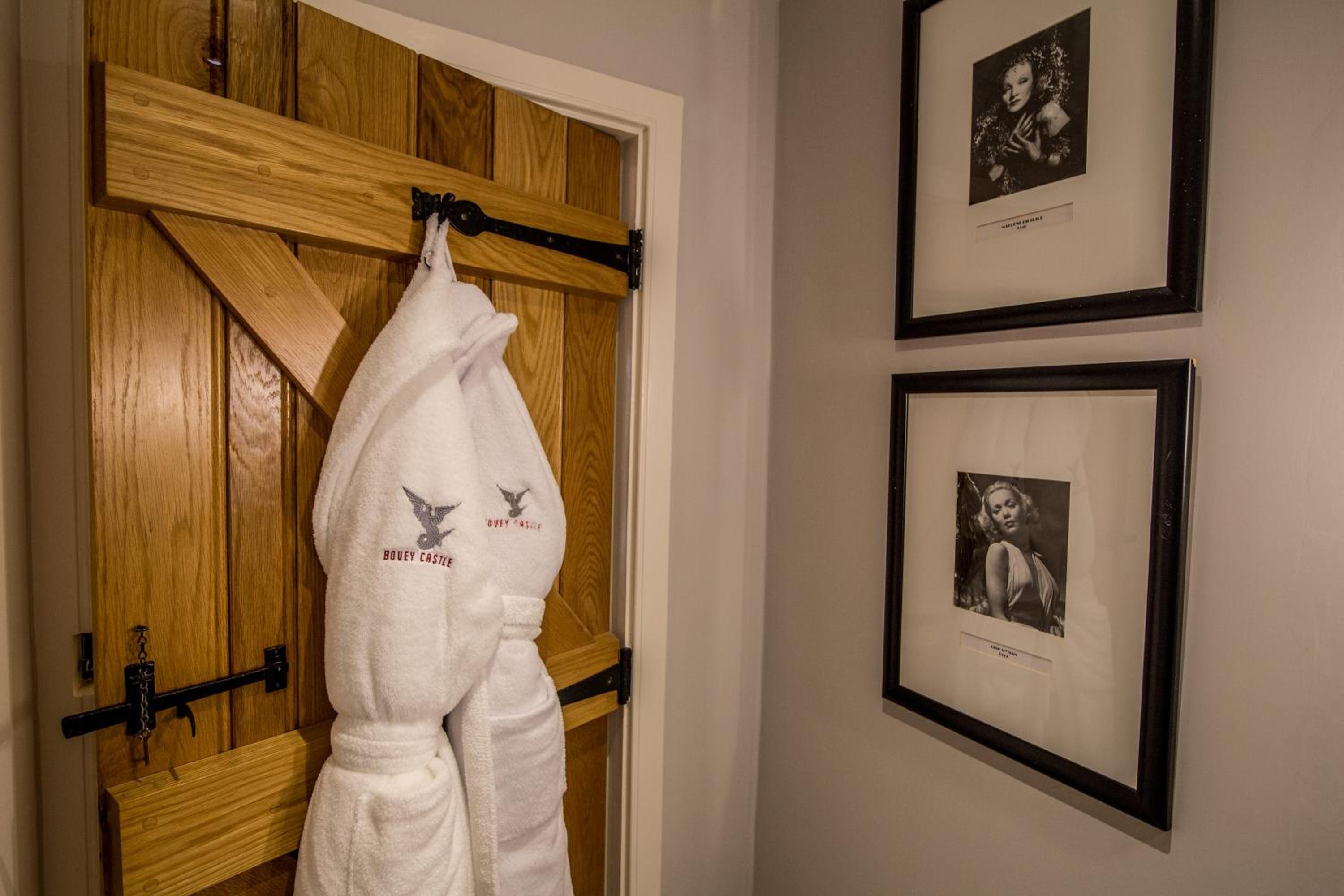 Castle Lodge - Photo 17
