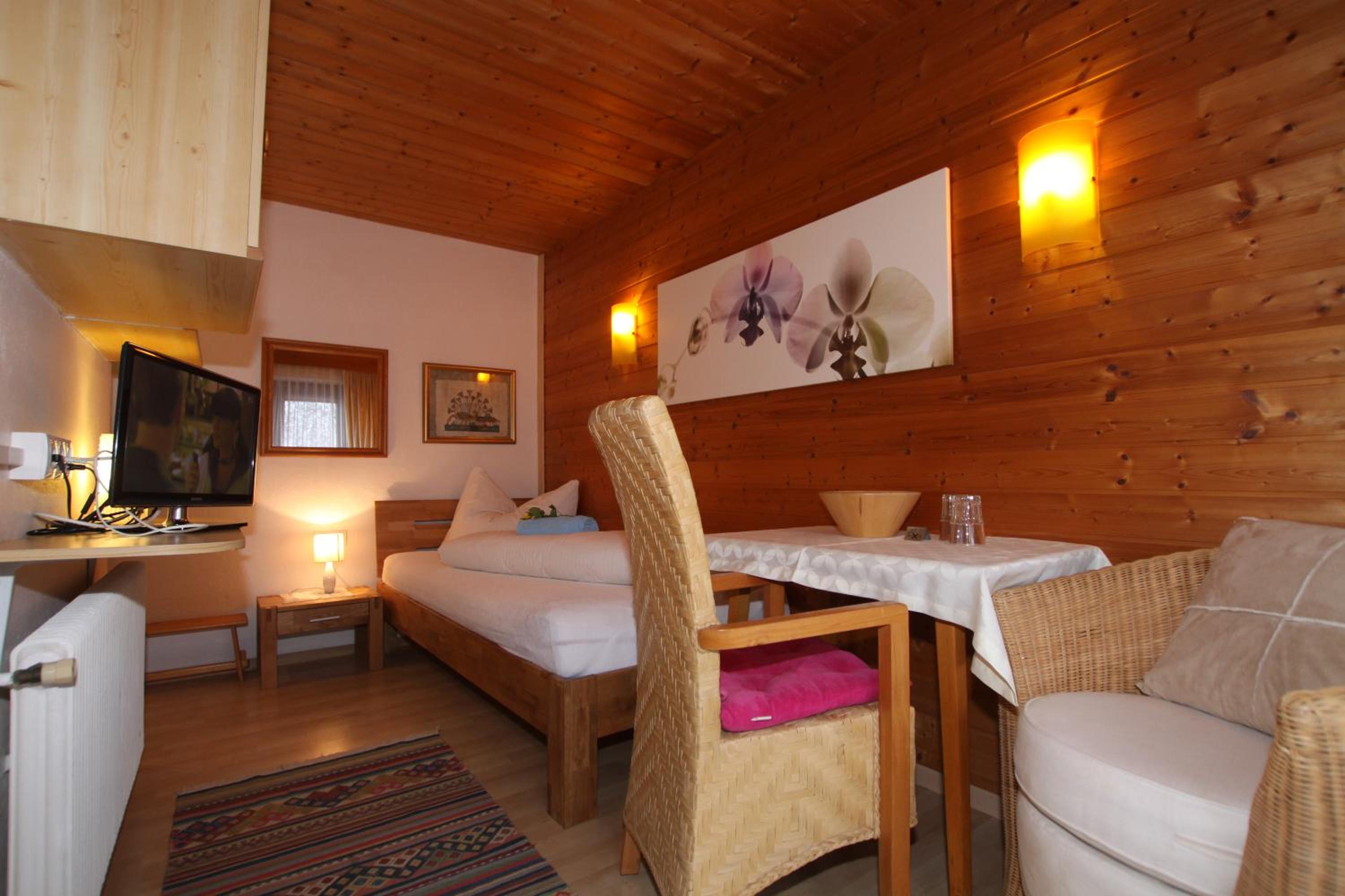 Single Room with Balcony photo 1