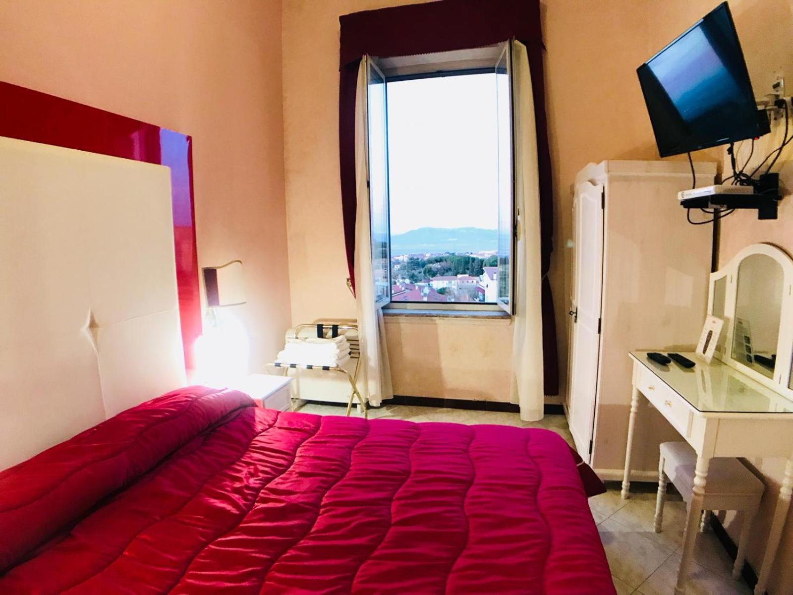 Double or Twin Room - Photo 2
