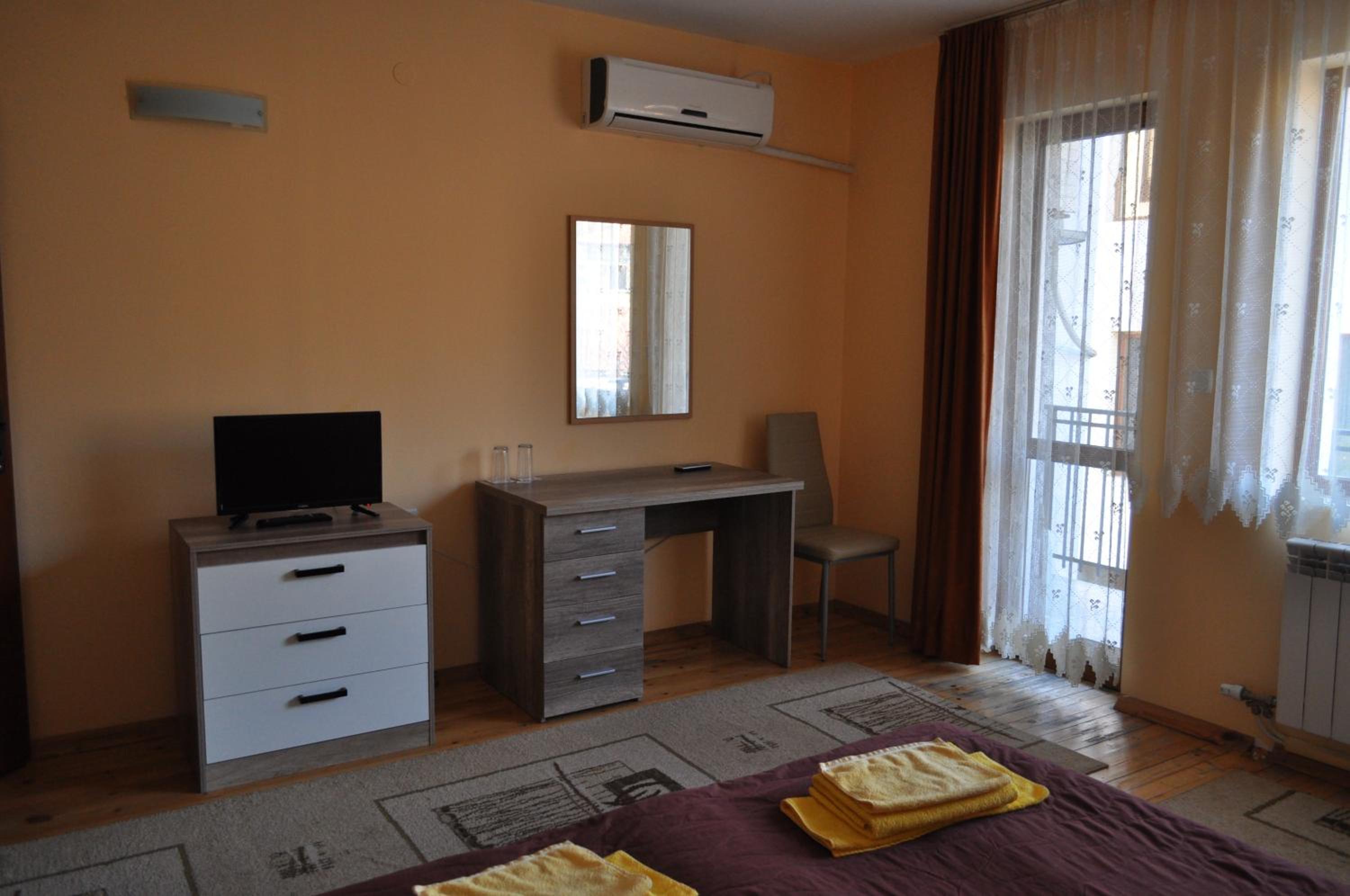 Double Room with Balcony or Loggia - Photo 5