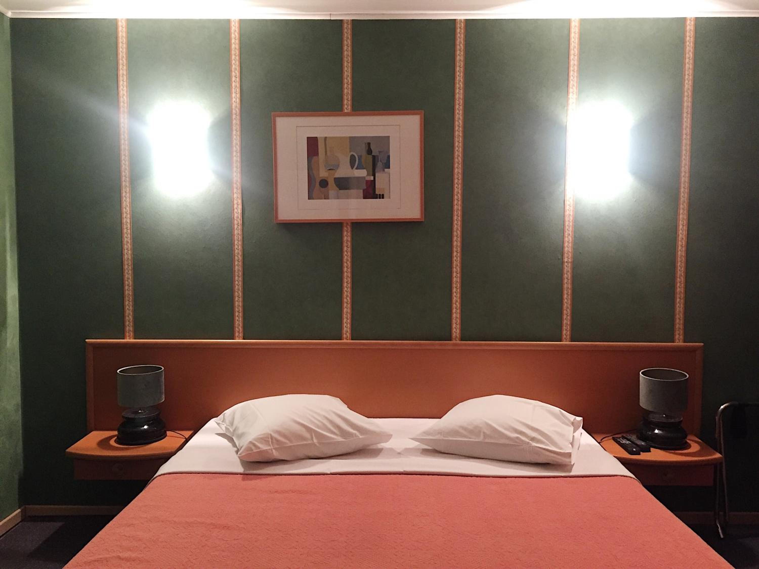 Deluxe Double Room photo 3