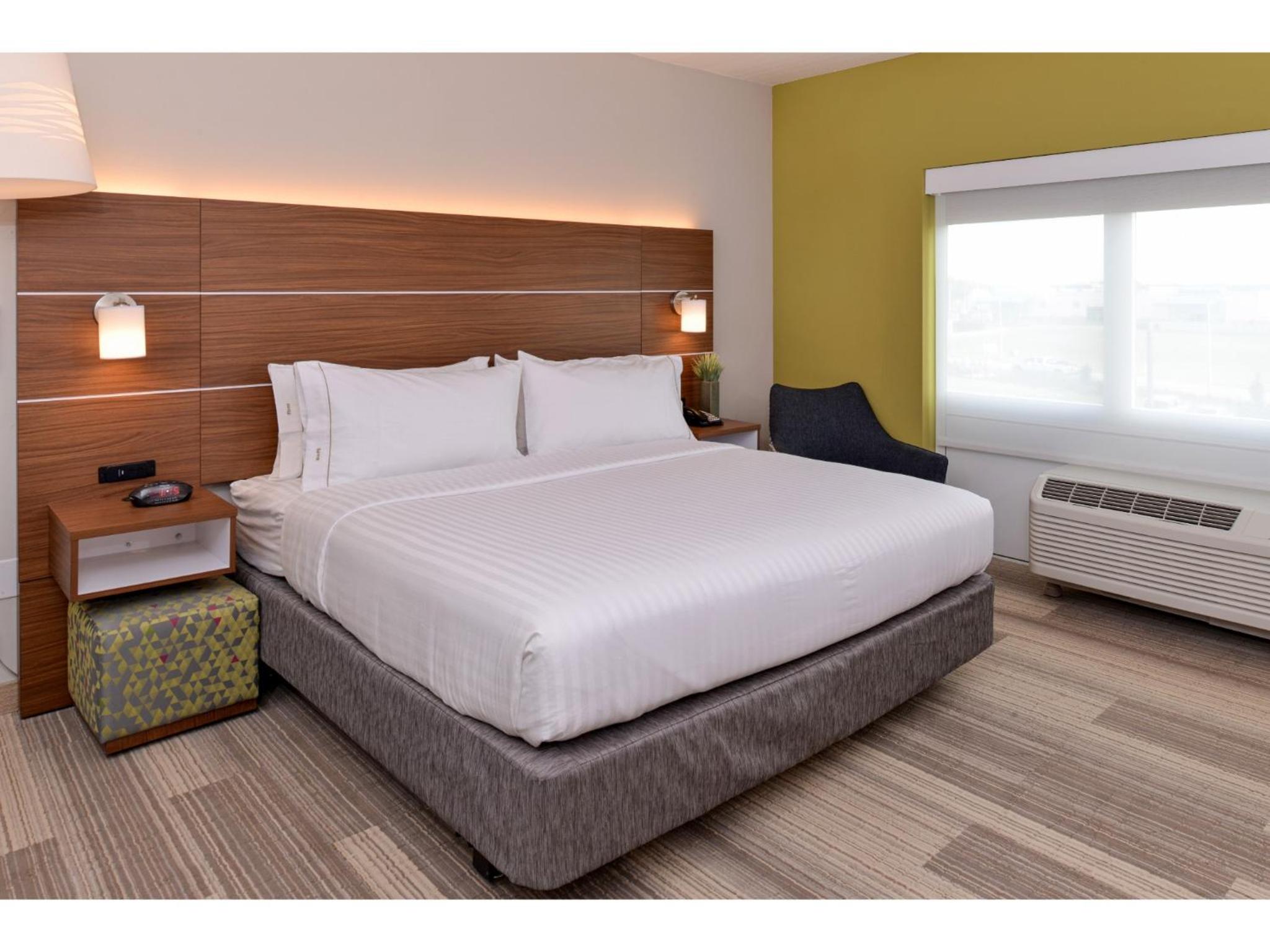 King Room - Hearing Accessible/Non-Smoking  photo 1
