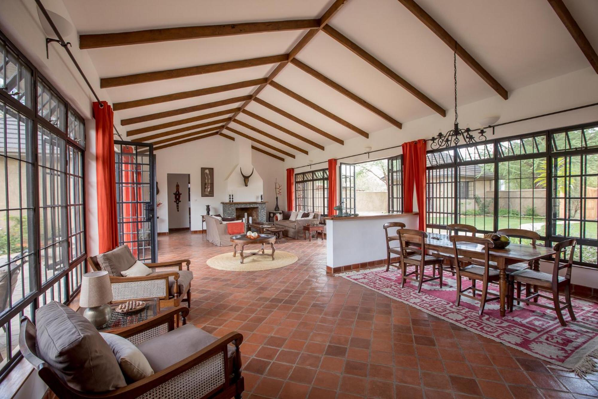 Four-Bedroom House photo 1