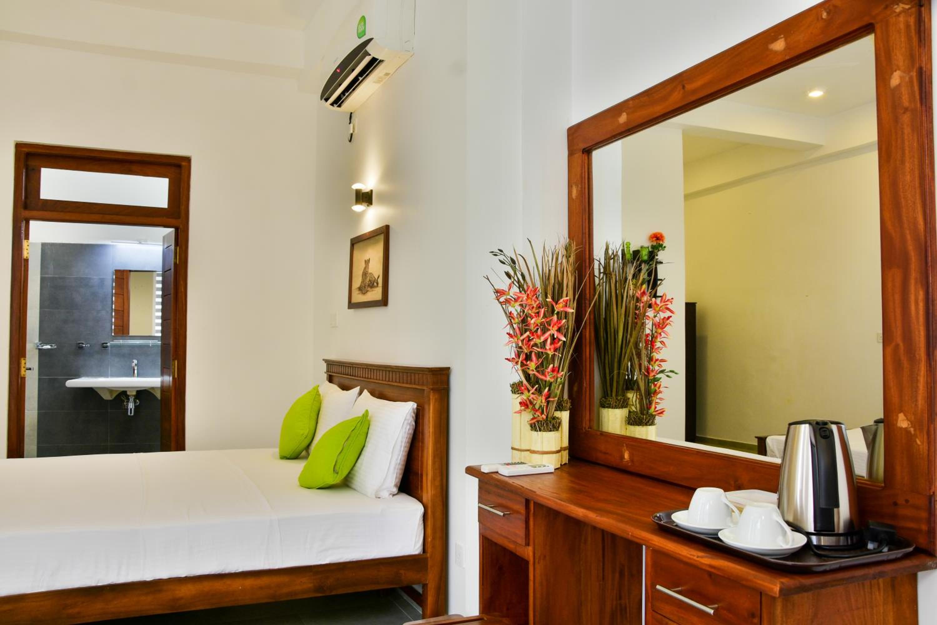 Ground Floor Double Room photo 3