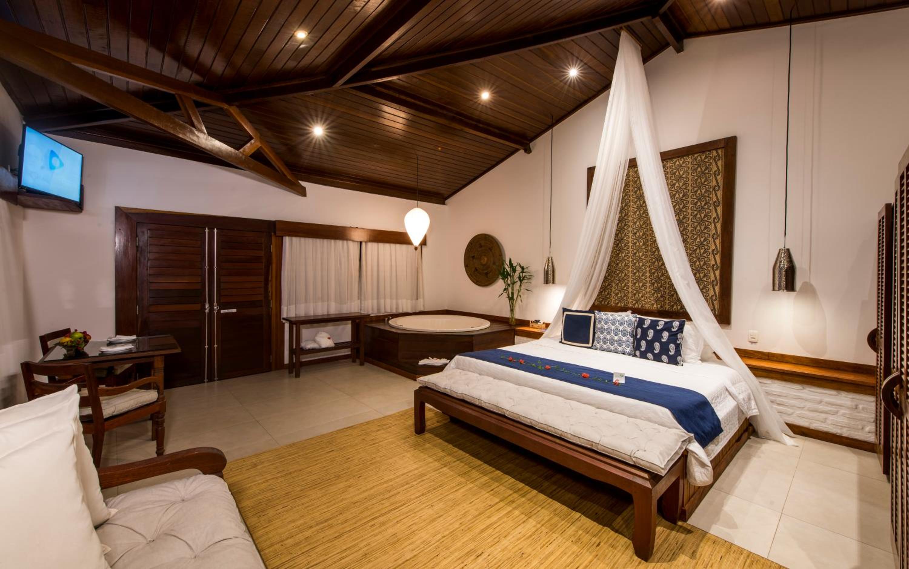 Executive Suite 3 adults