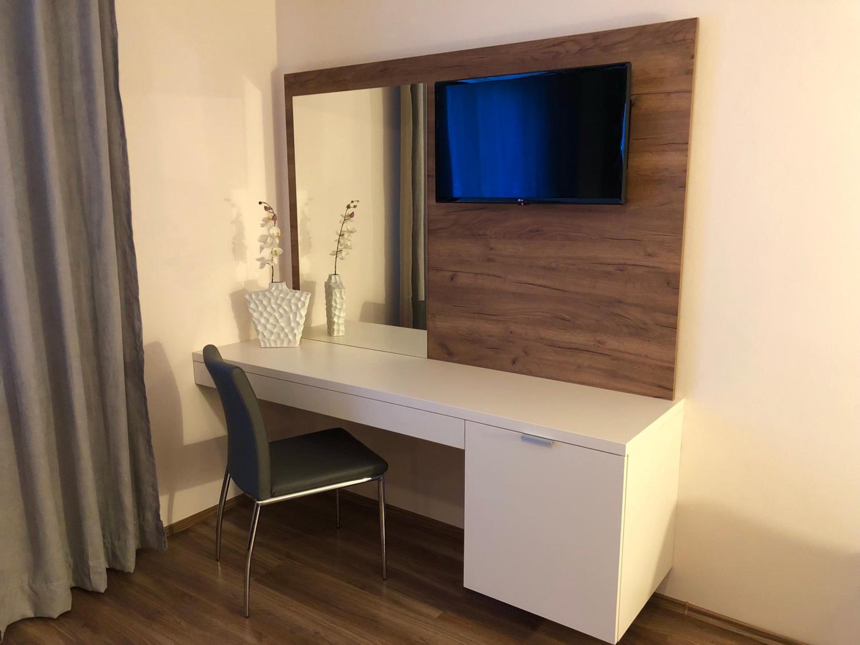 Deluxe Double Room photo 2