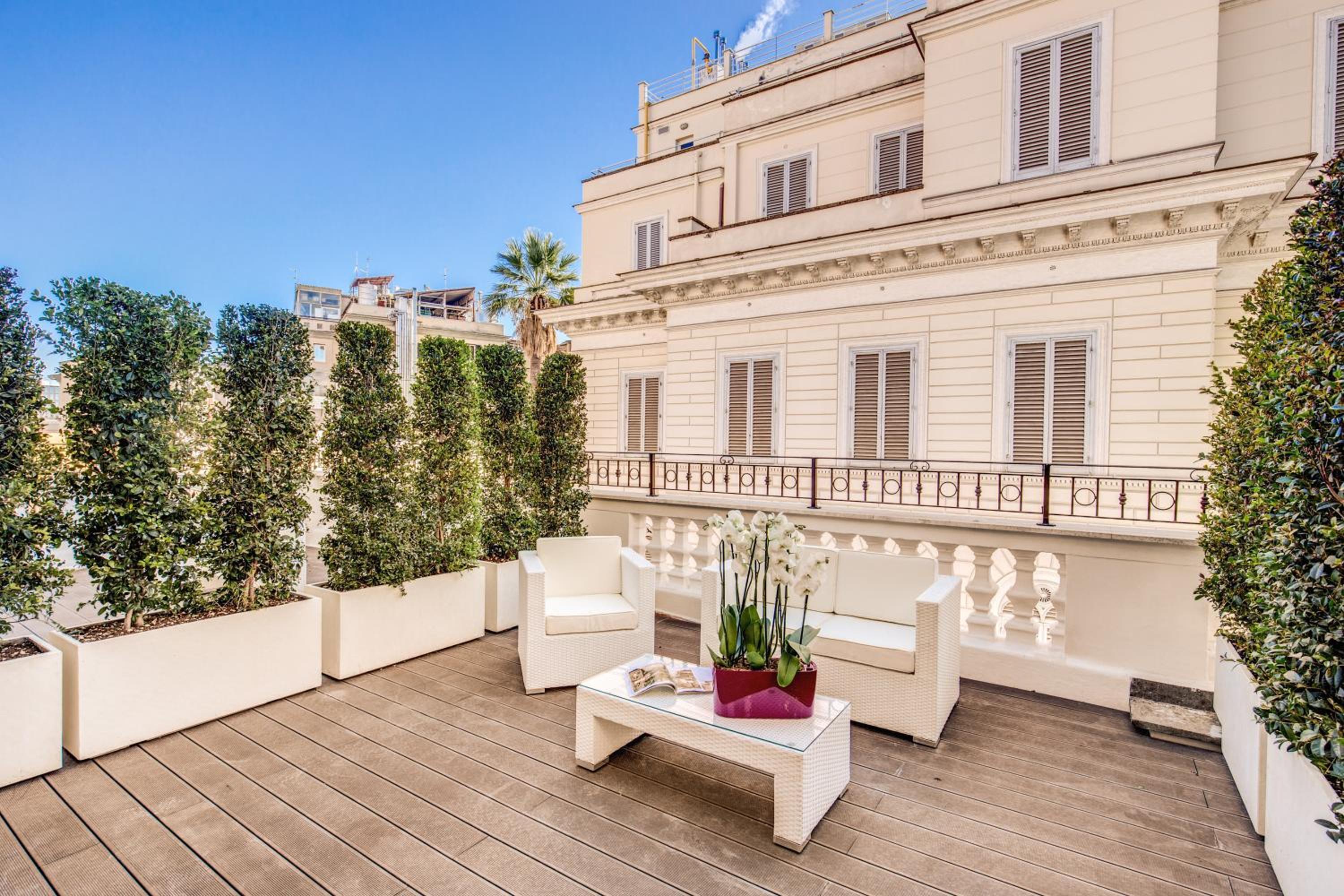 Deluxe Double or Twin Room with Terrace