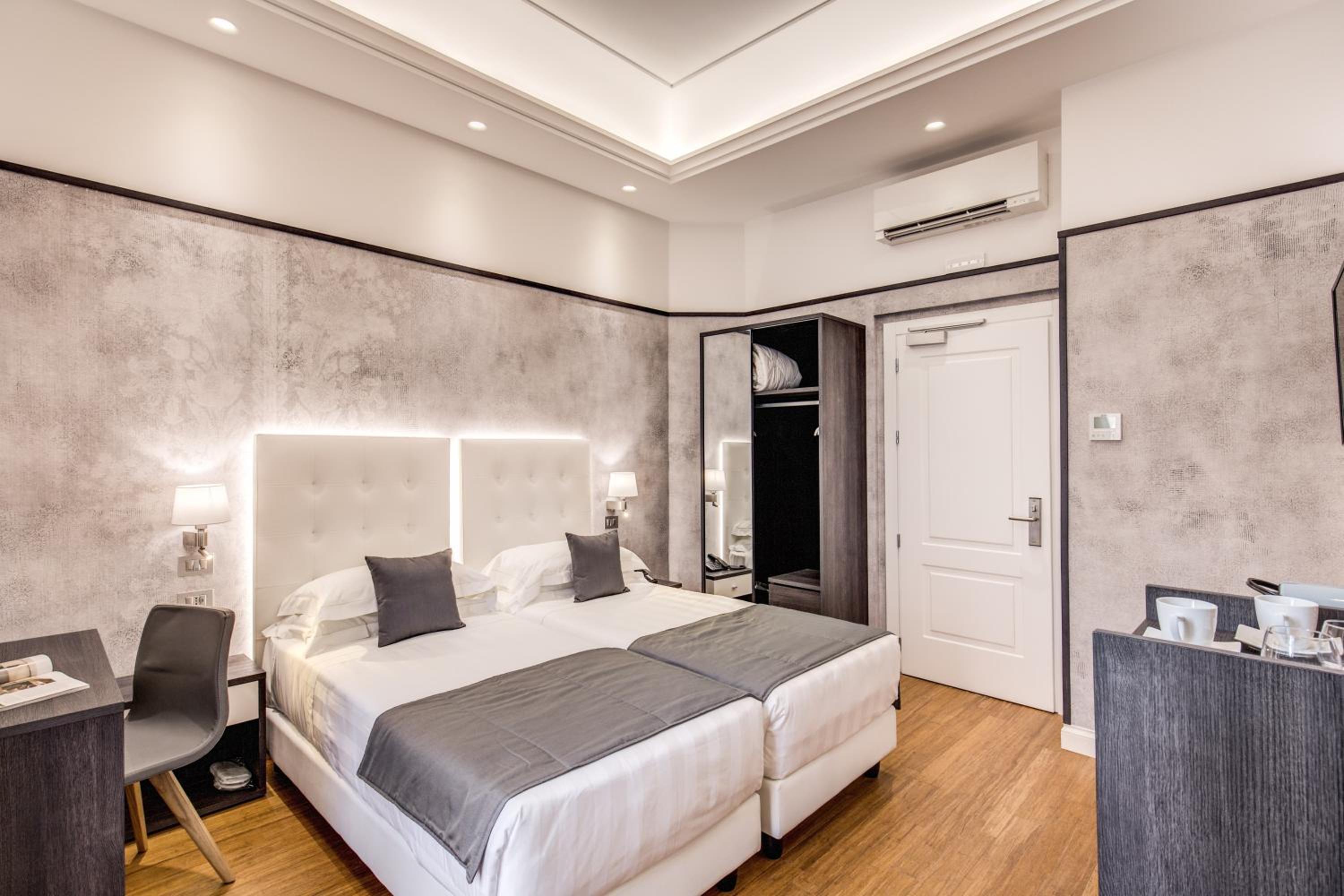 Deluxe Double or Twin Room