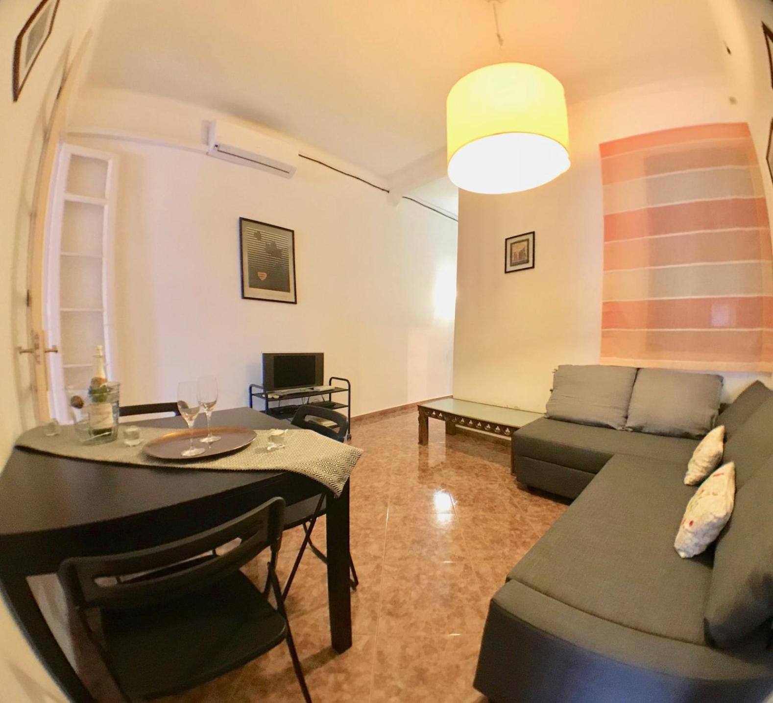 Three-Bedroom Apartment photo 3