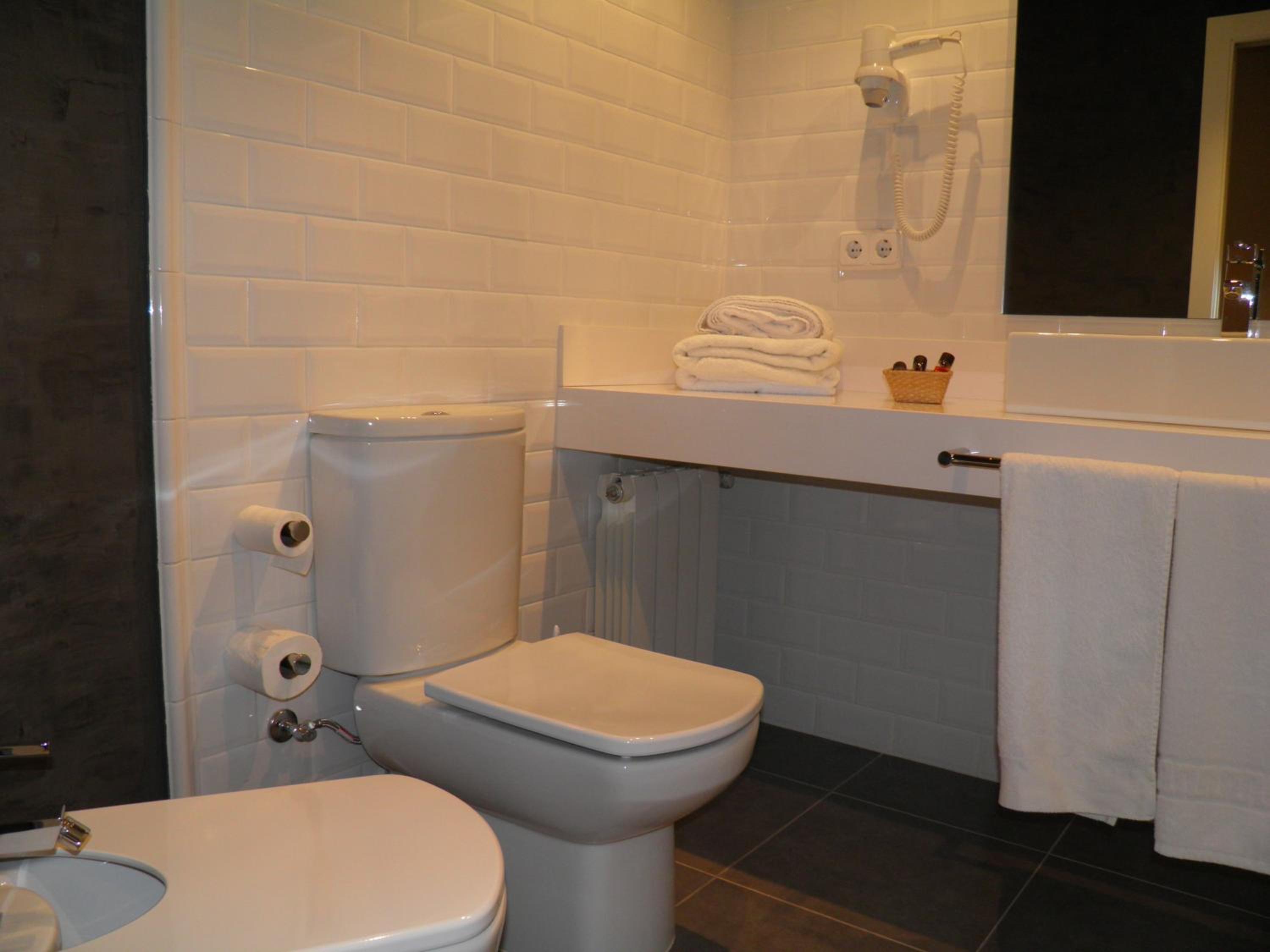 Apartment (4 Adults) photo 3