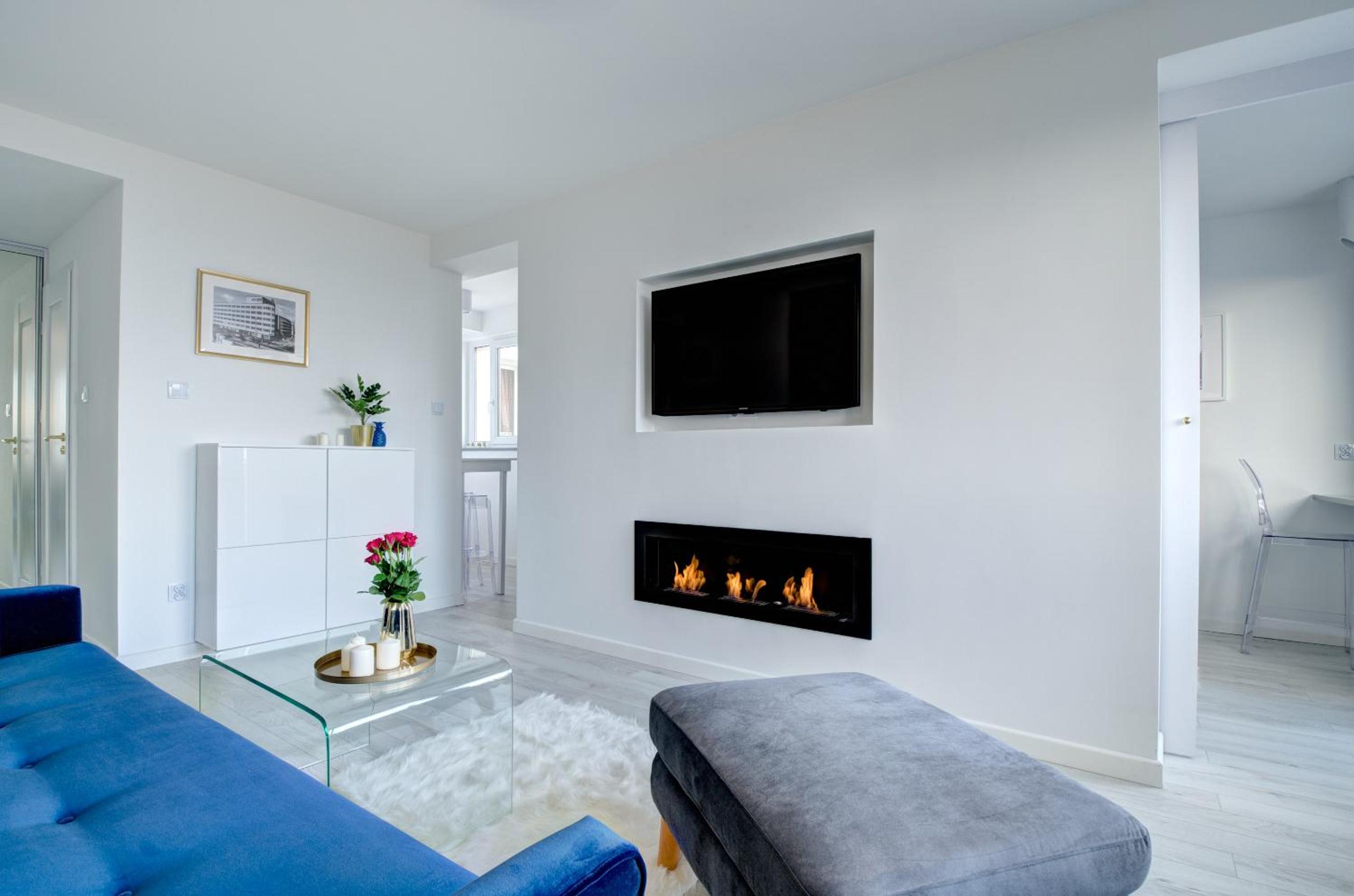 Apartment with Sea View - Photo 8