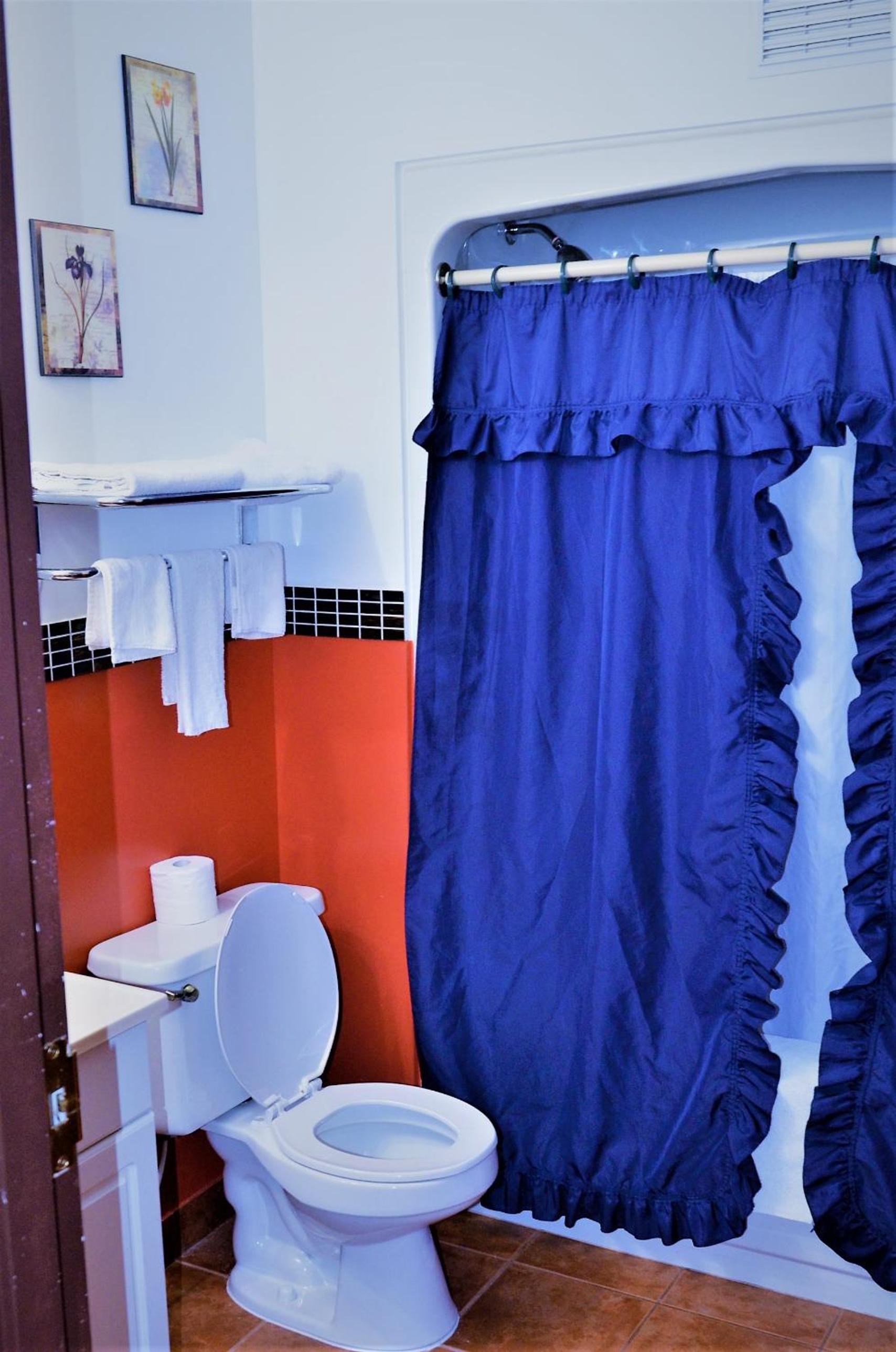 Queen Room - Photo 6