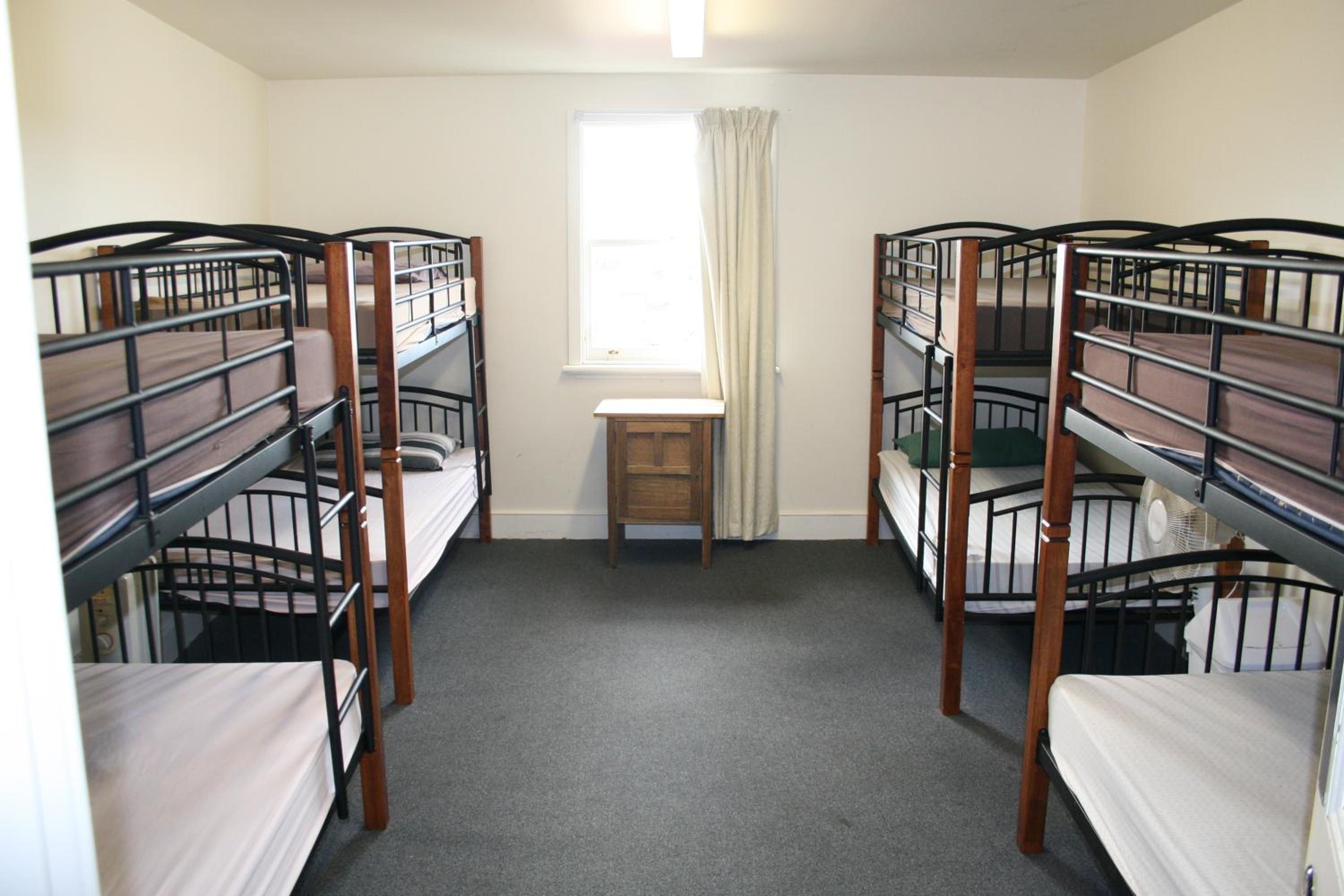 Bed In 8-Bed Mixed Dormitory Room photo 1