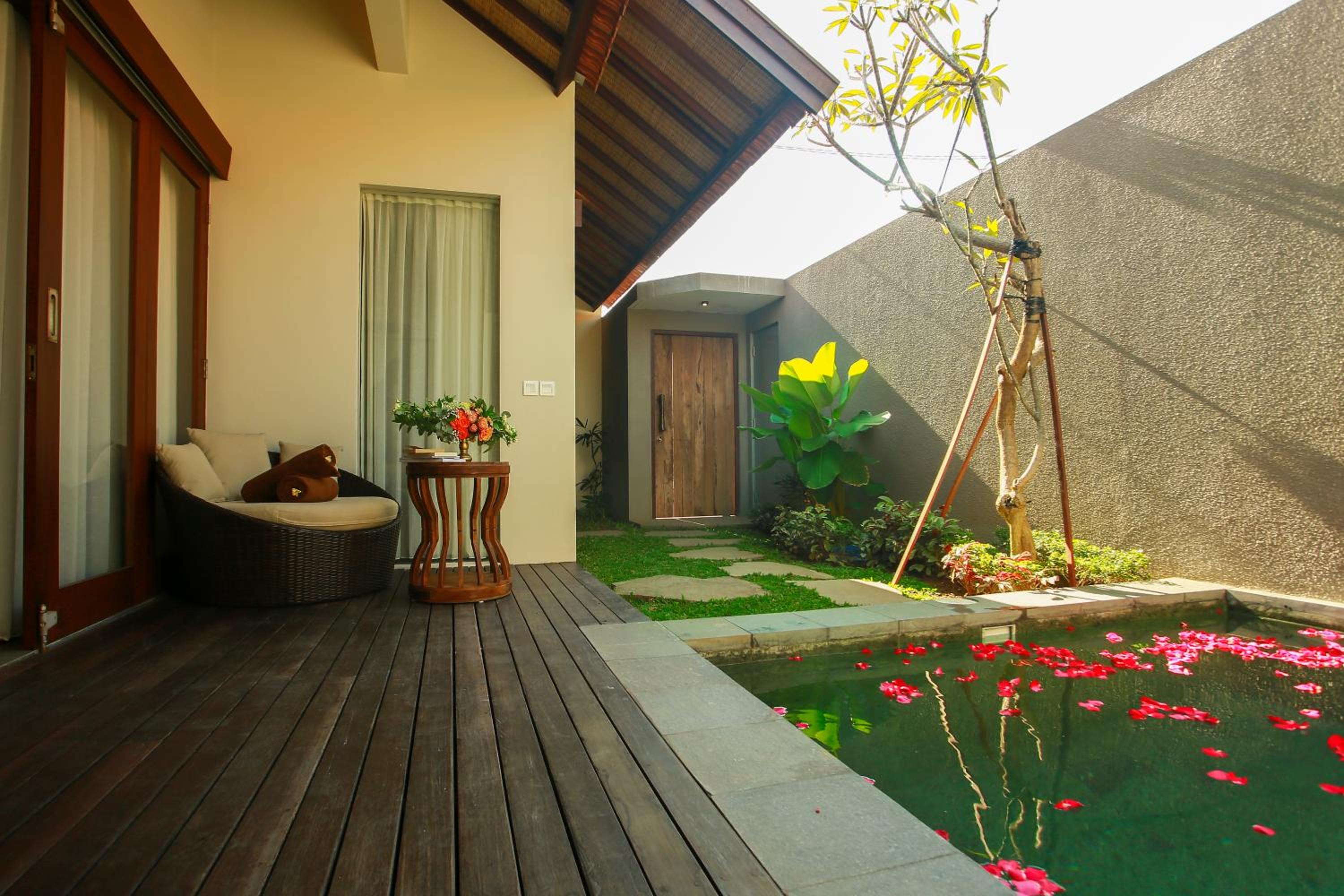 One-Bedroom Private Plunge Pool Villa photo 2